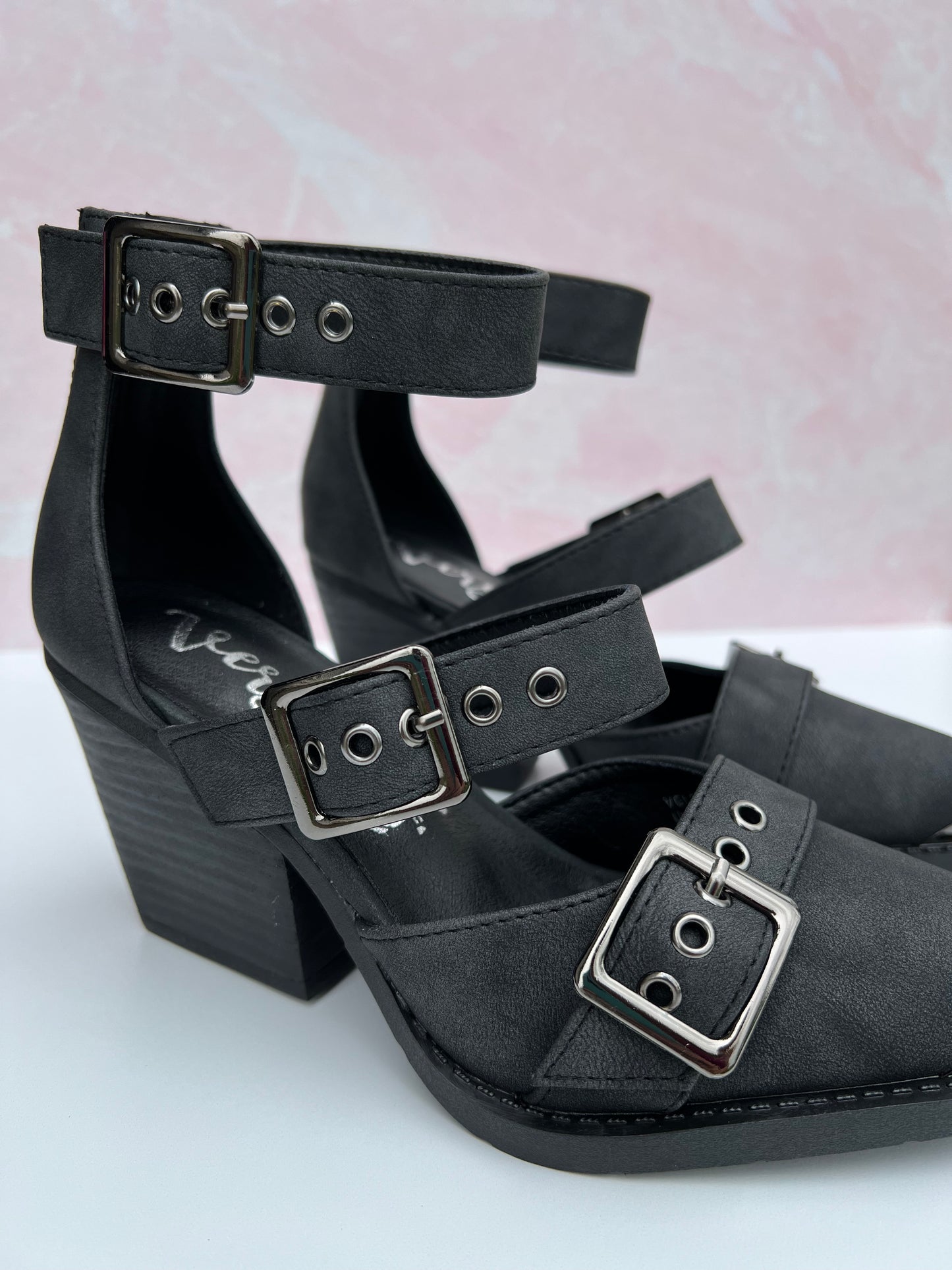 Very G Irina Wedge - Black