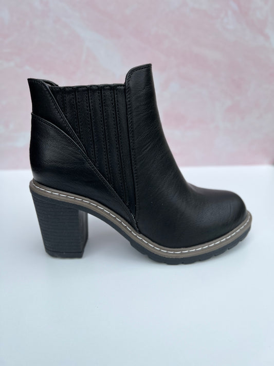 Corky's Pecan Pie Boot - Black - Final Sale