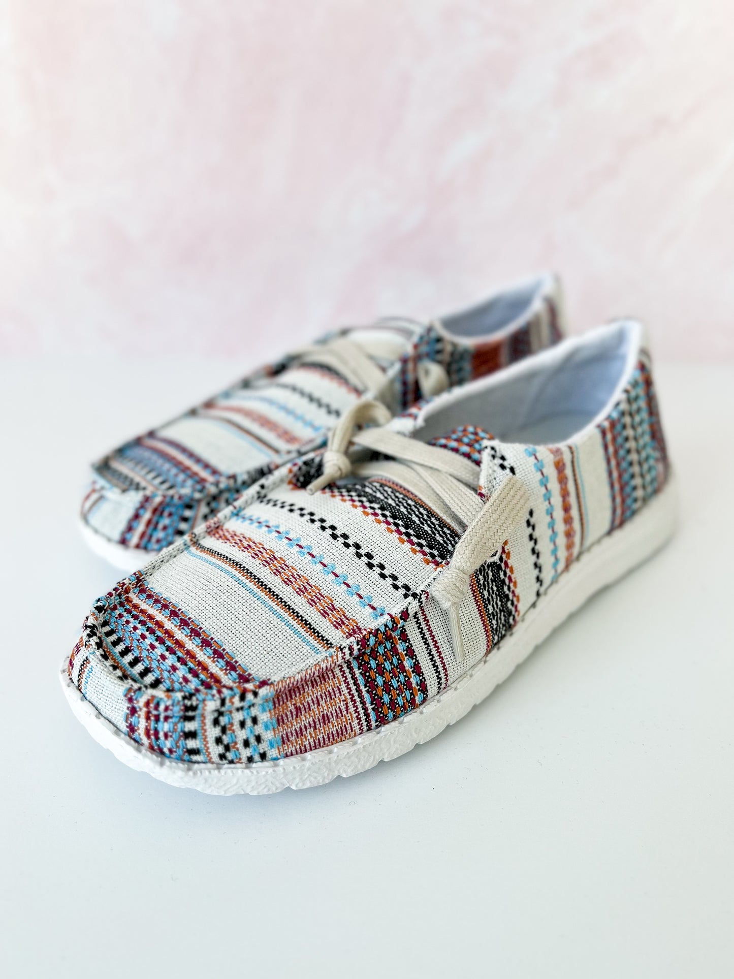 Very G Hip 3 Sneaker - Cream