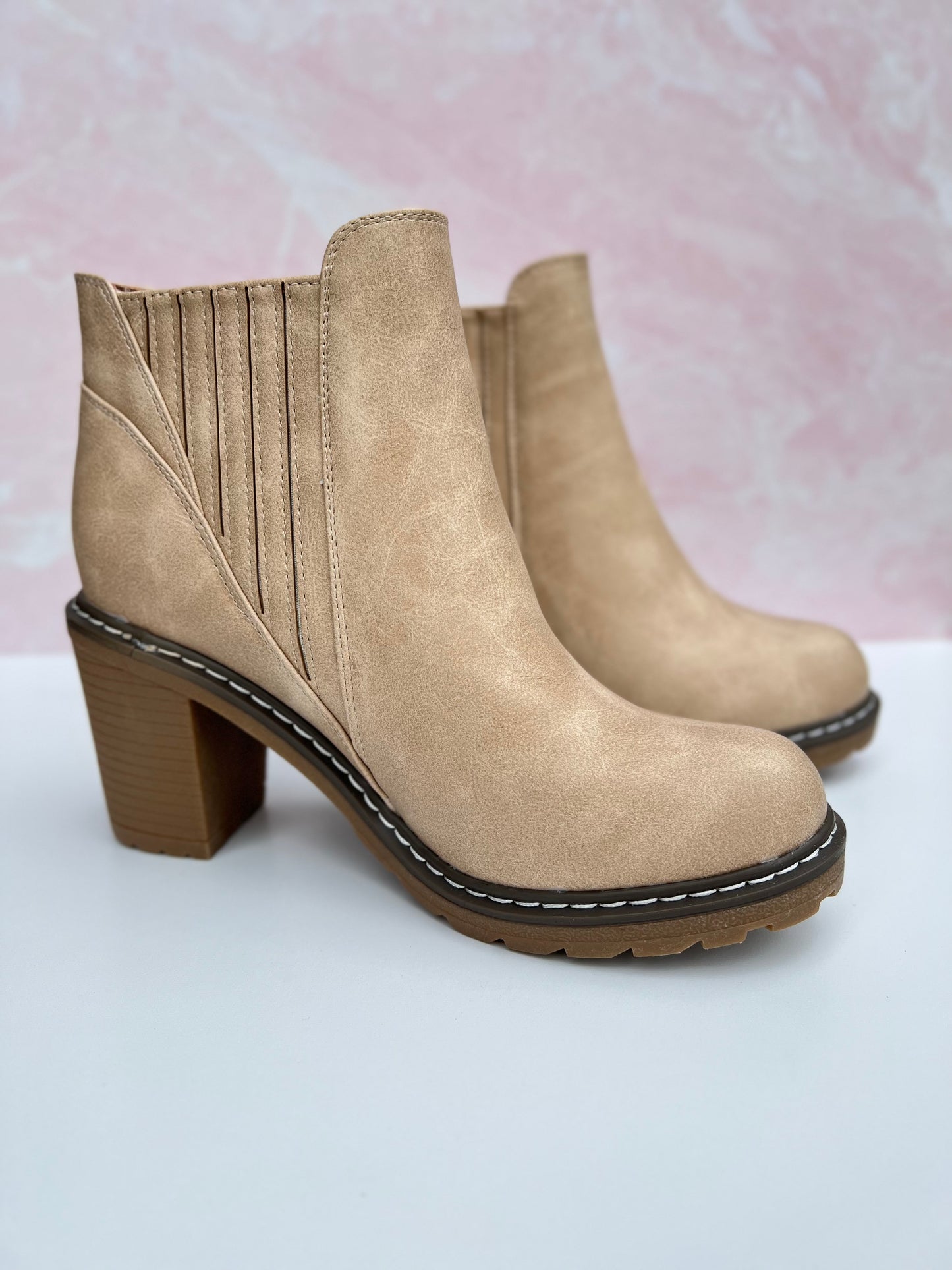 Corky's Pecan Pie Boot - Ivory