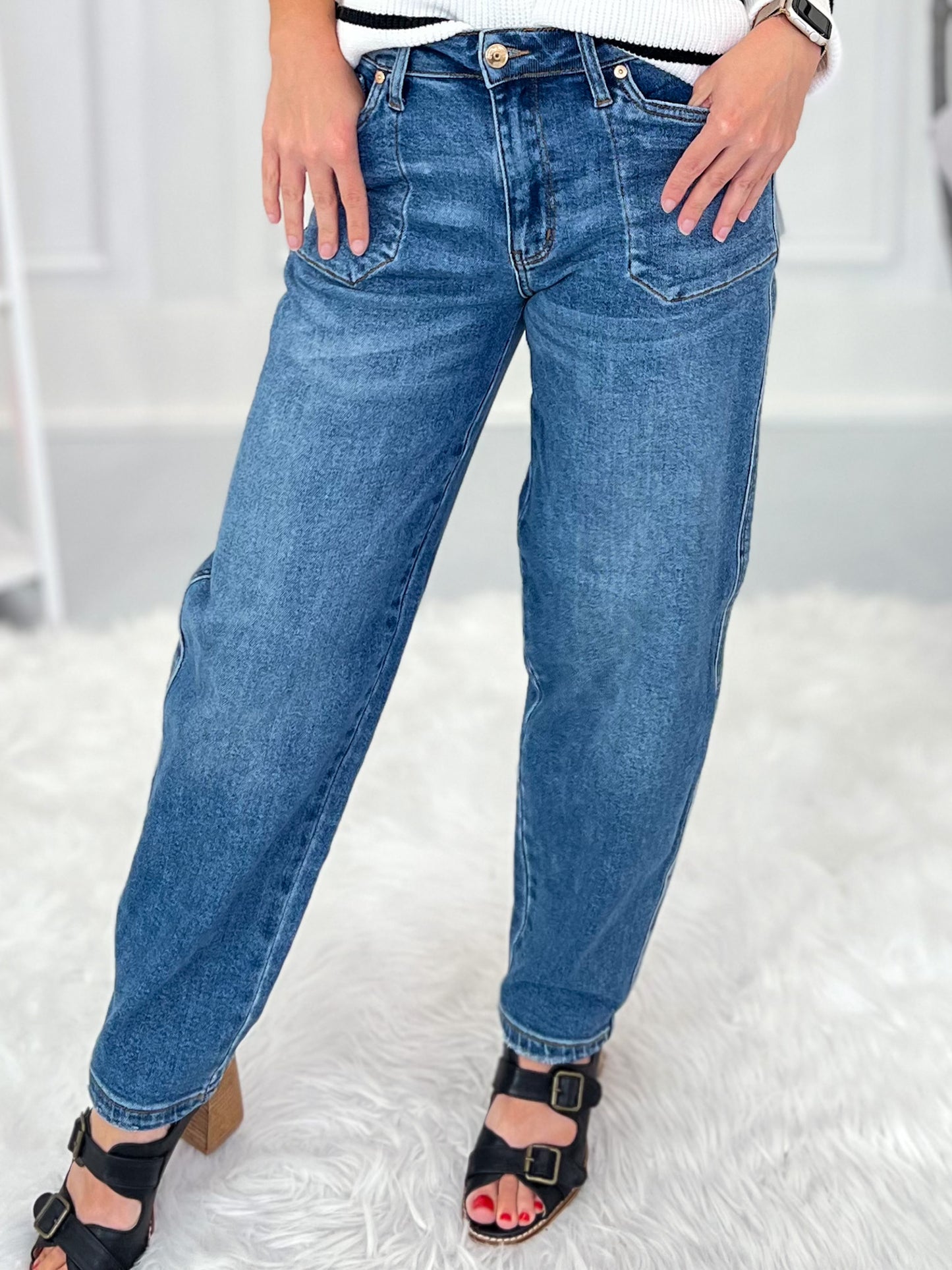 On A Roll - Judy Blue Soft Barrel Leg Jean