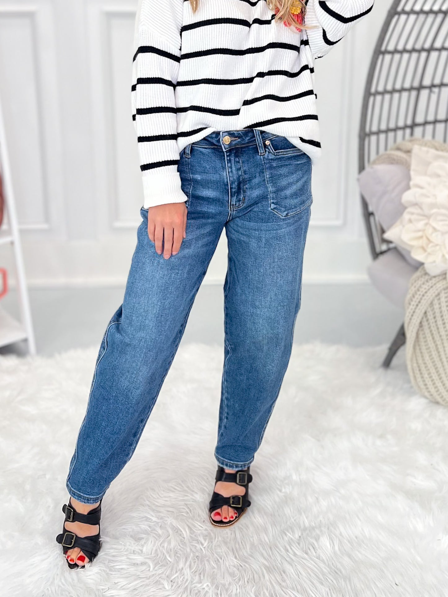 On A Roll - Judy Blue Soft Barrel Leg Jean