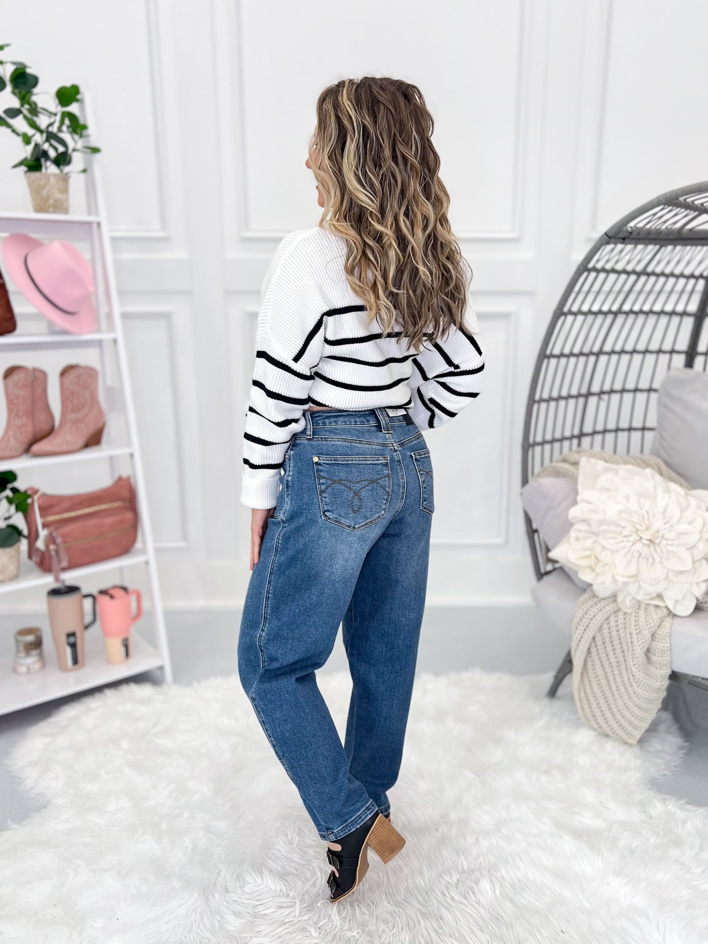 On A Roll - Judy Blue Soft Barrel Leg Jean