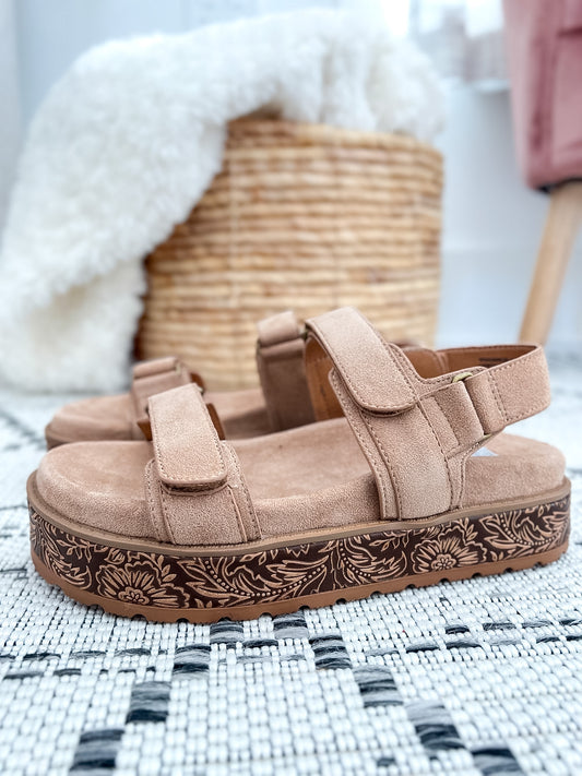 Very G Diana Platform Sandal - Nude