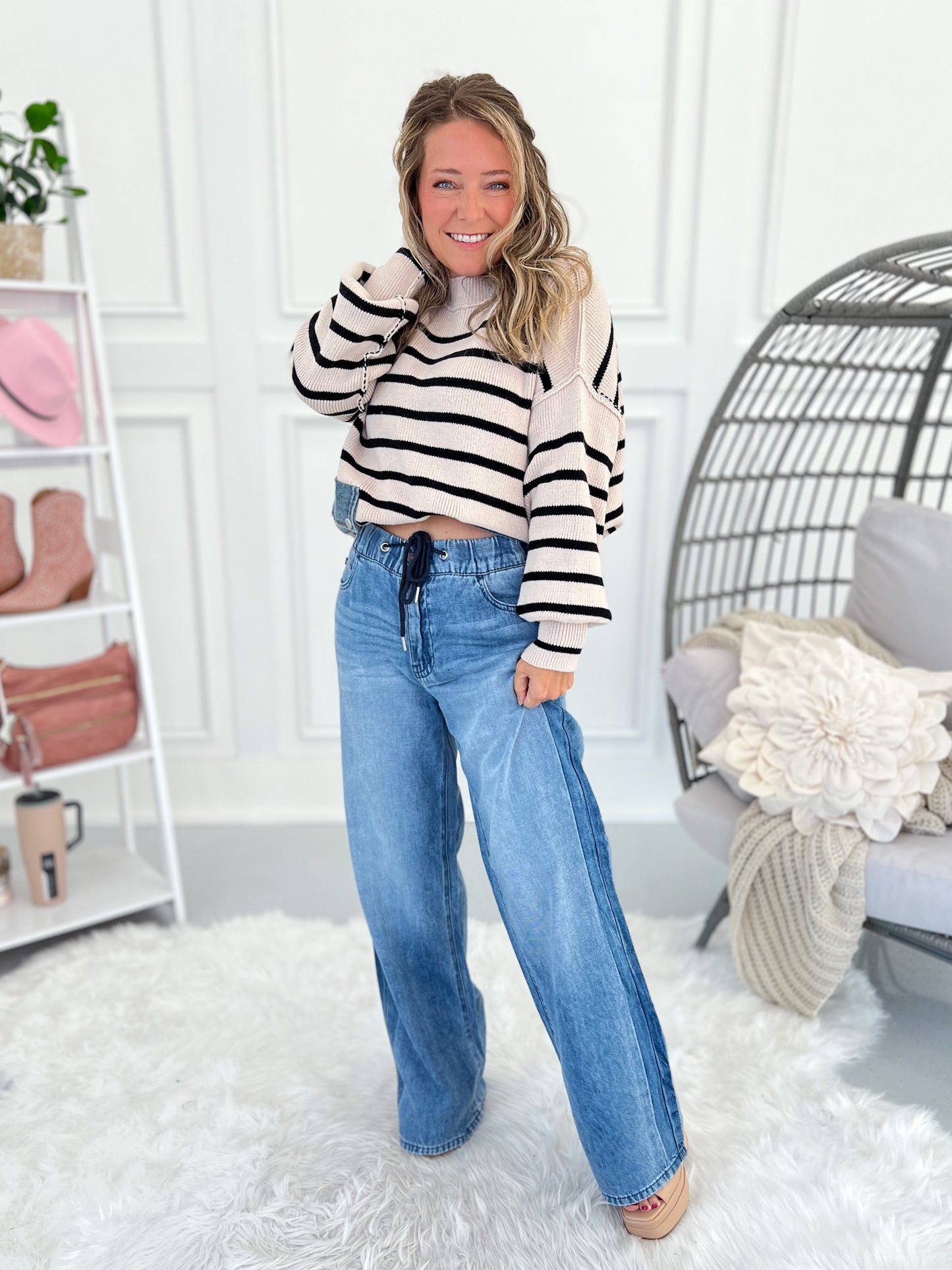 Free Flow - Judy Blue Featherweight Chambray Wilhelmina Elastic Waist Jean