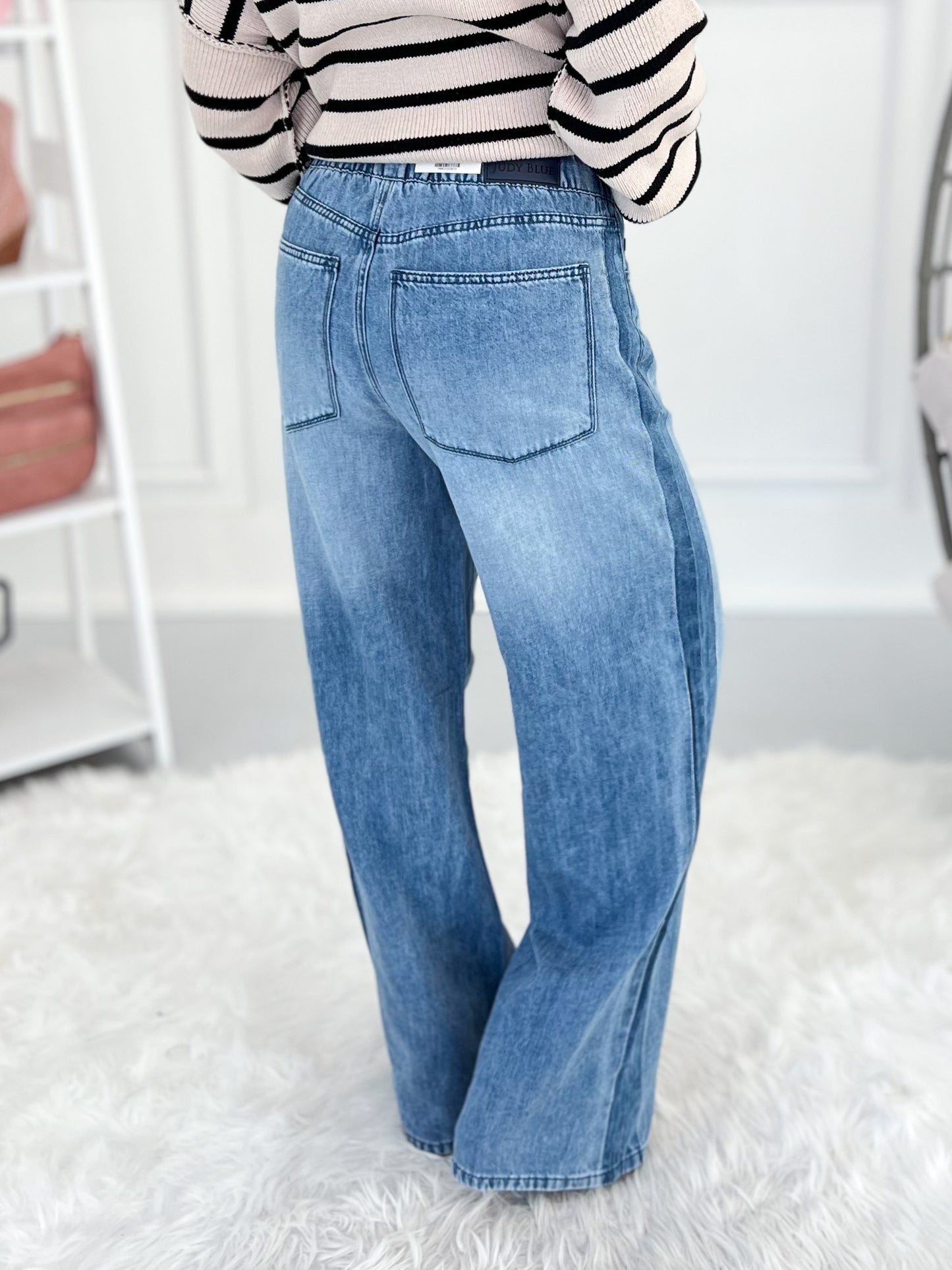 Free Flow - Judy Blue Featherweight Chambray Wilhelmina Elastic Waist Jean