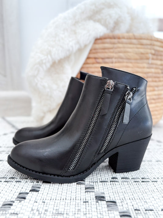 Muk Luks Yellowstone Yardley Boot - Black