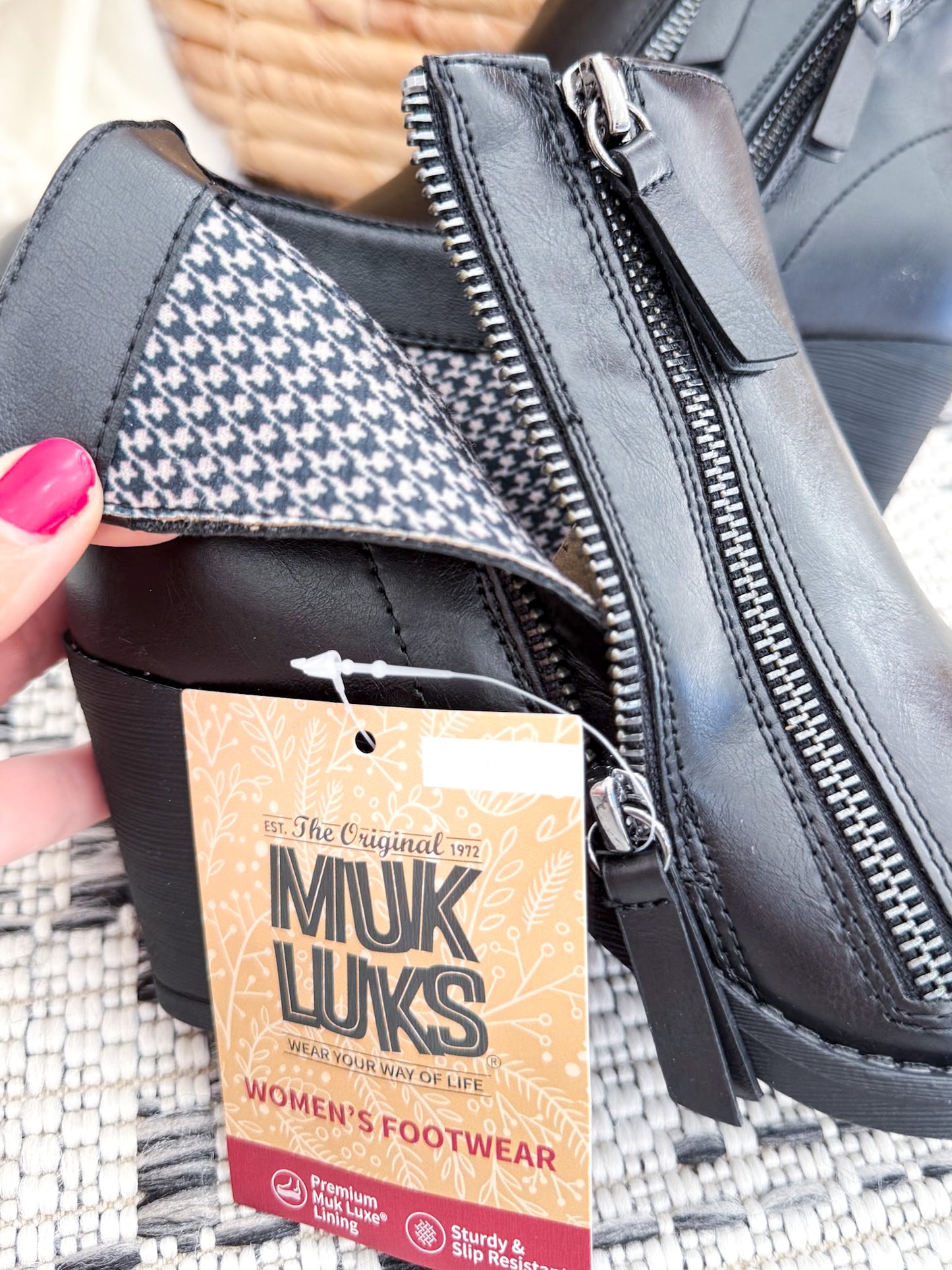 Muk Luks Yellowstone Yardley Boot - Black