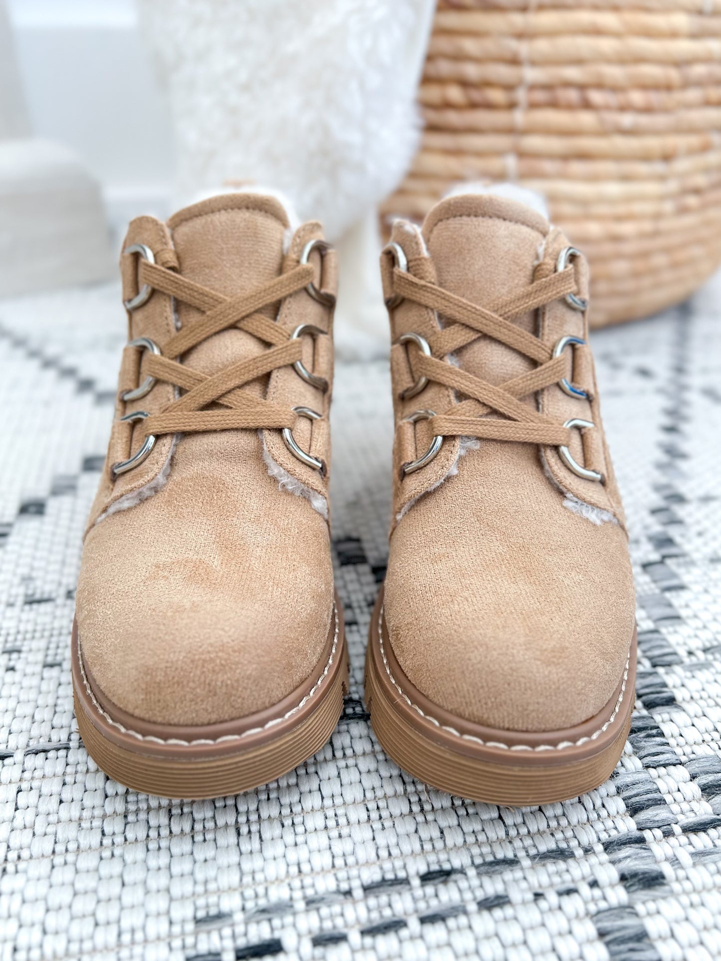 Corky's Campfire Boot - Sand Faux Suede