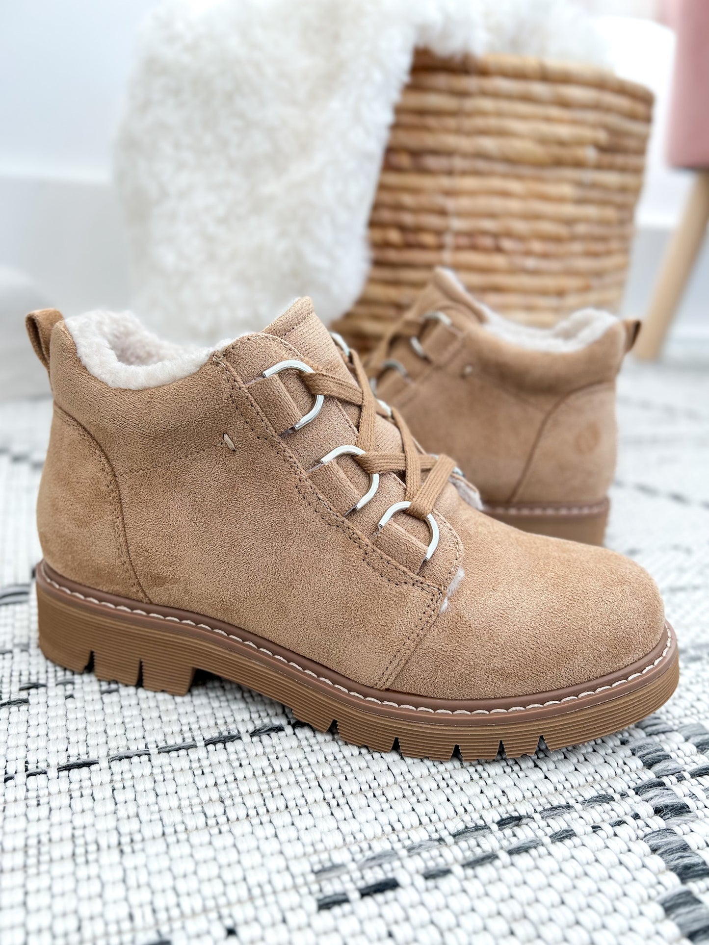 Corky's Campfire Boot - Sand Faux Suede