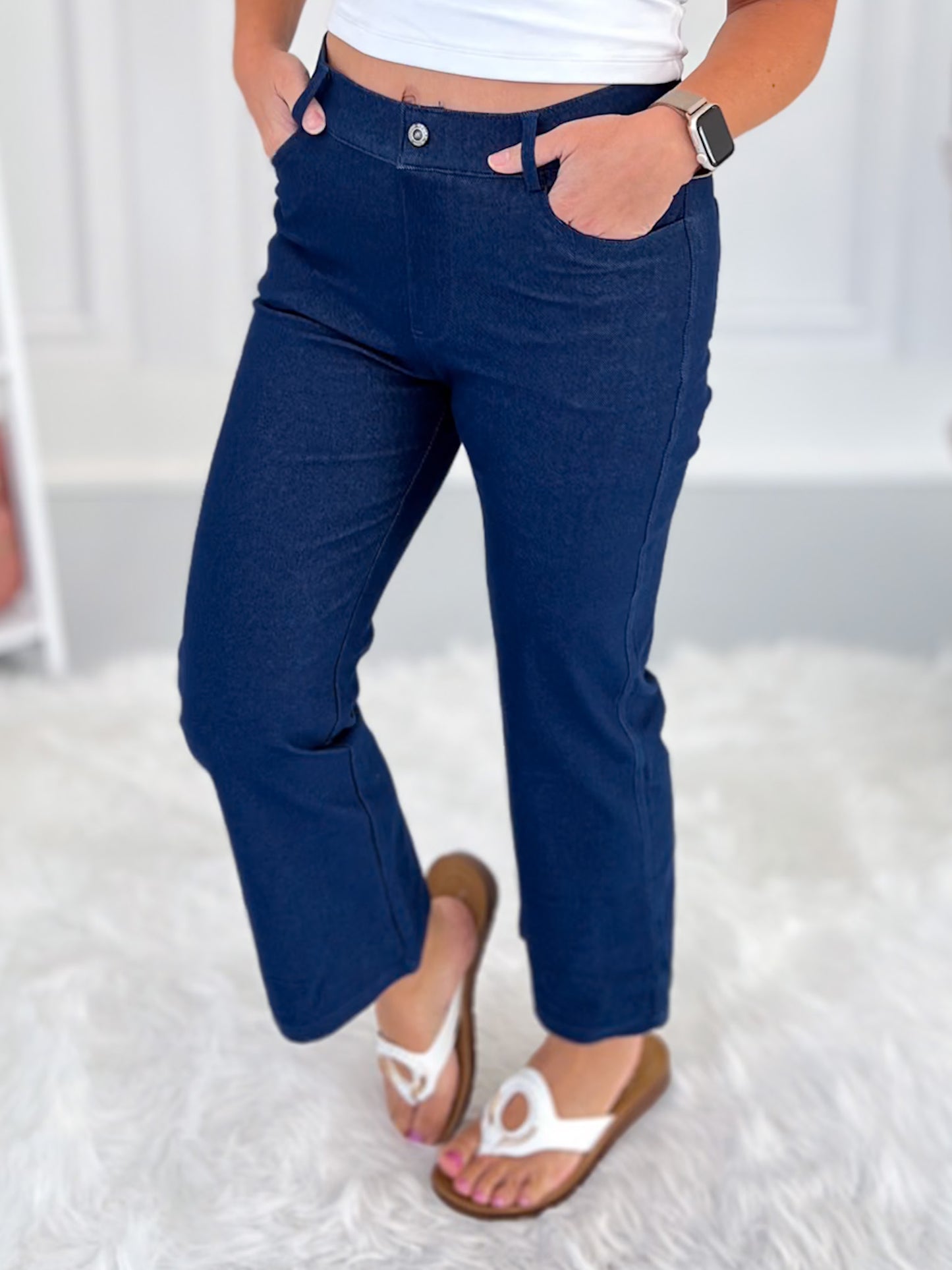 Classic Solid Straight Leg Crop Pants