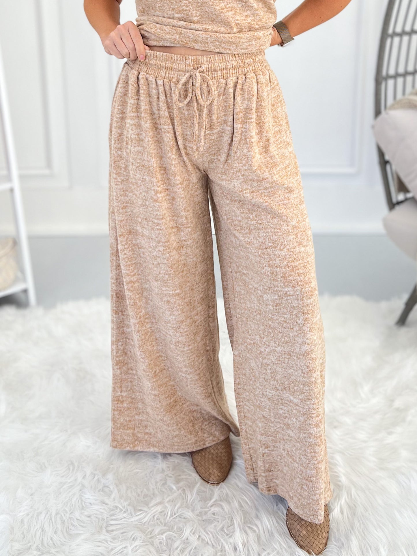 On Easy Mode Matching Lounge Set