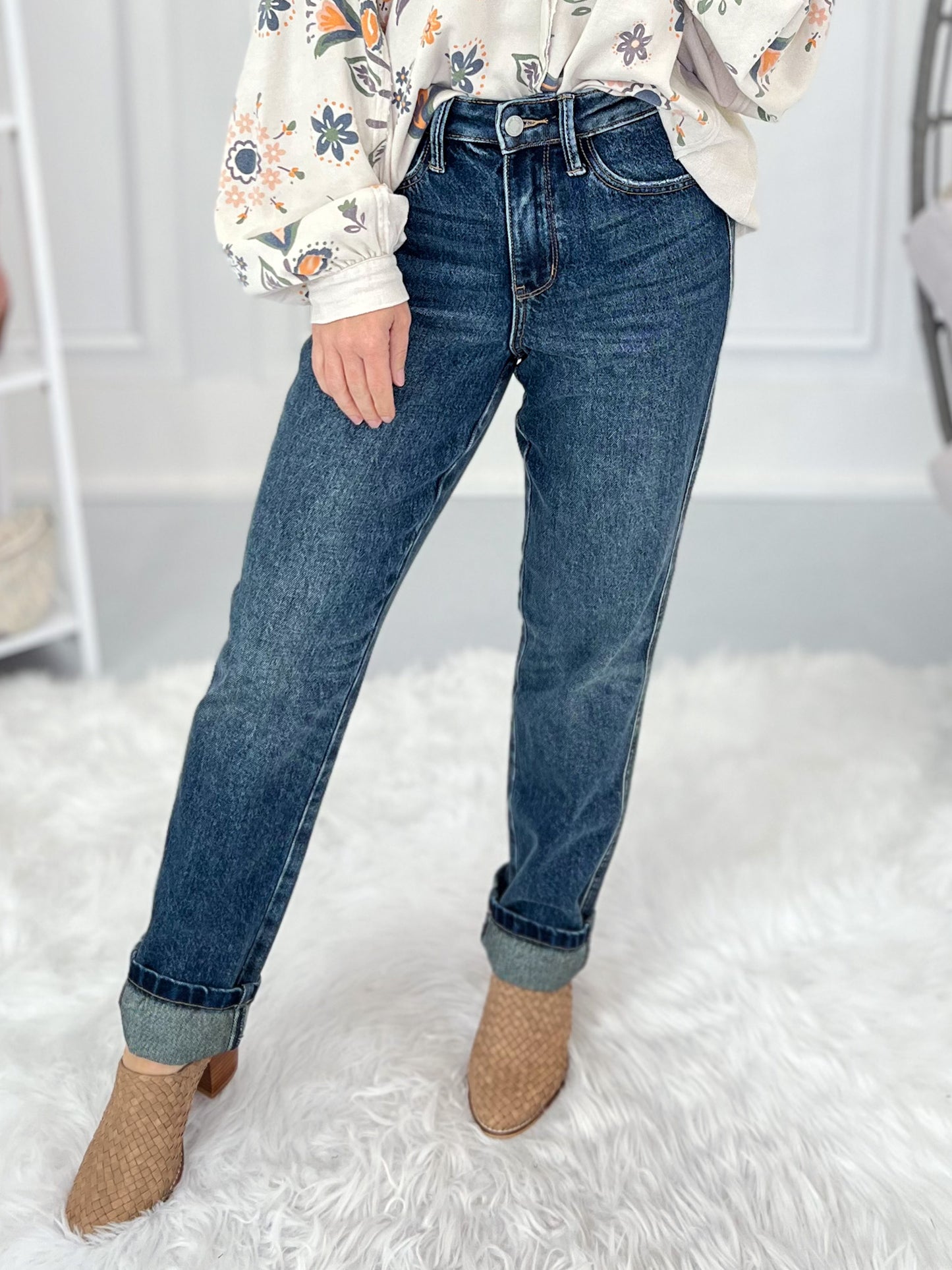 Secret Sculpt - Judy Blue Rigid Magic Straight Leg Jean