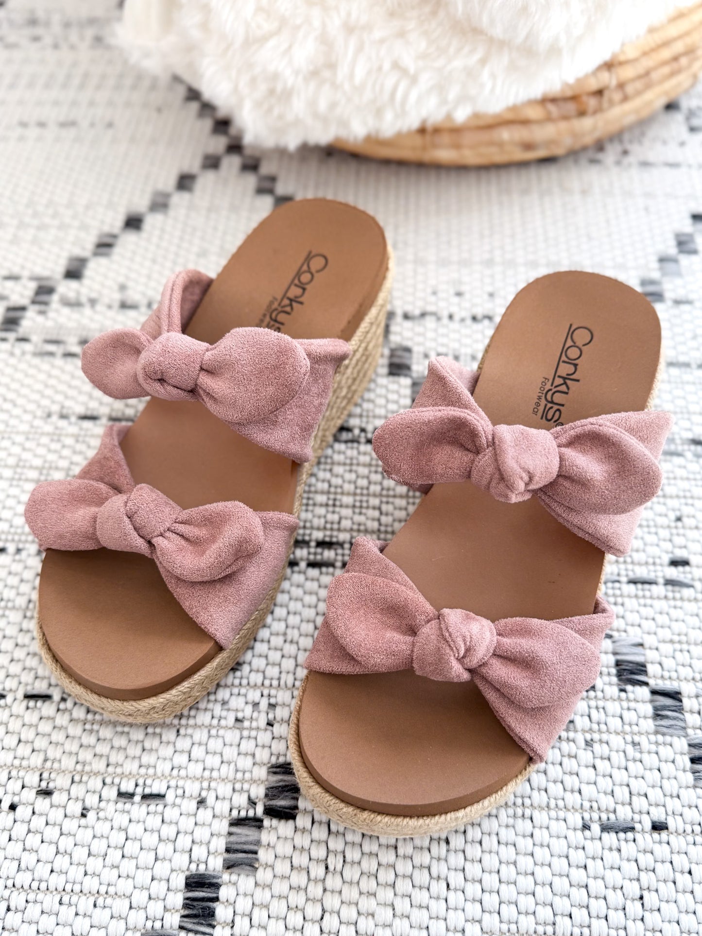 Corky's Tie The Knot Wedge - Blush Faux Suede