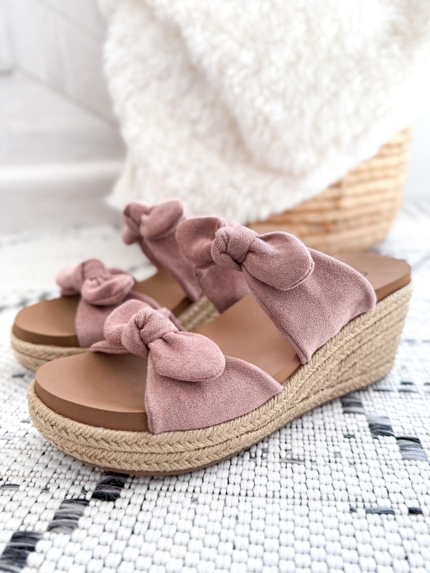 Corky's Tie The Knot Wedge - Blush Faux Suede