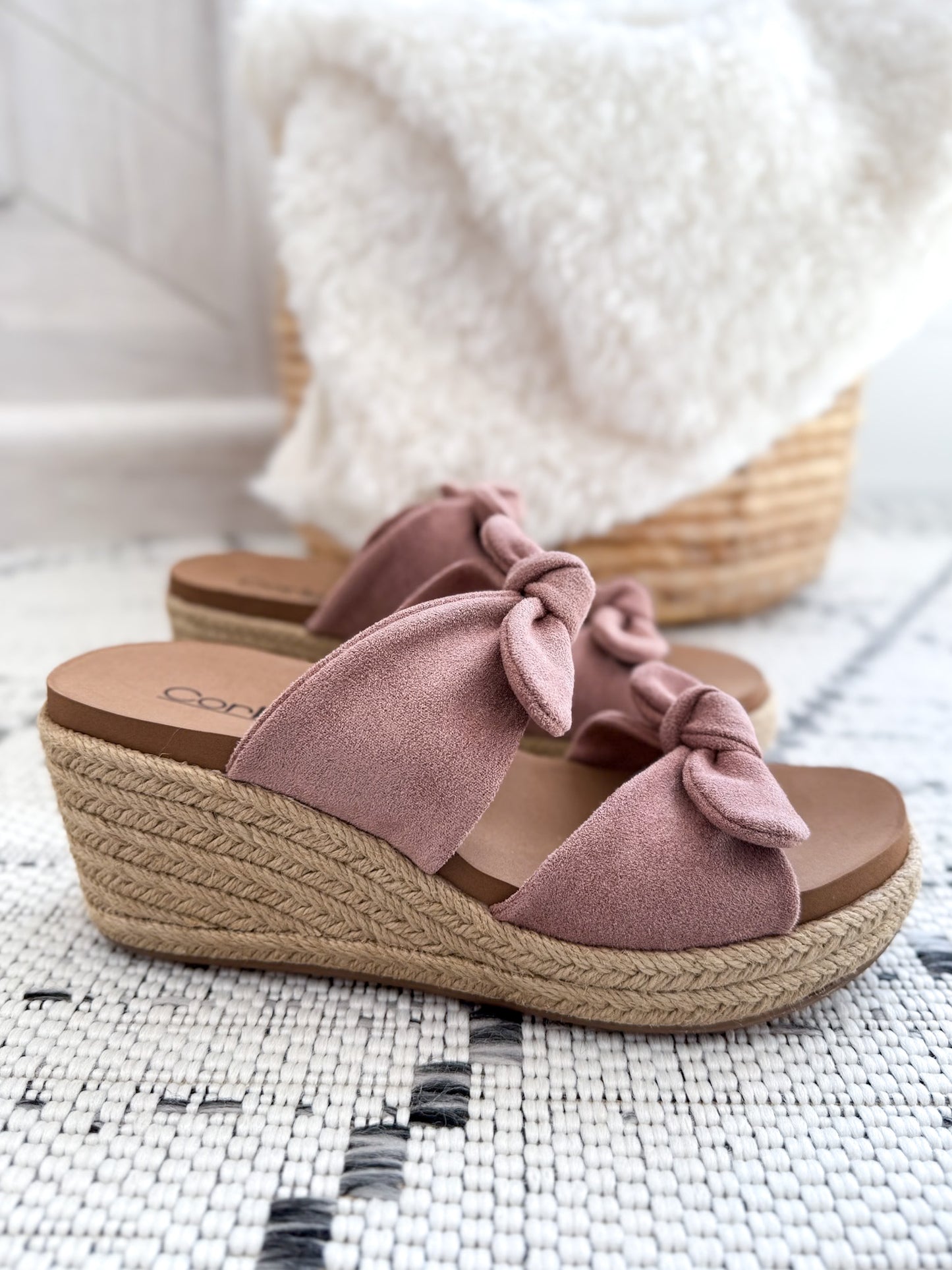 Corky's Tie The Knot Wedge - Blush Faux Suede