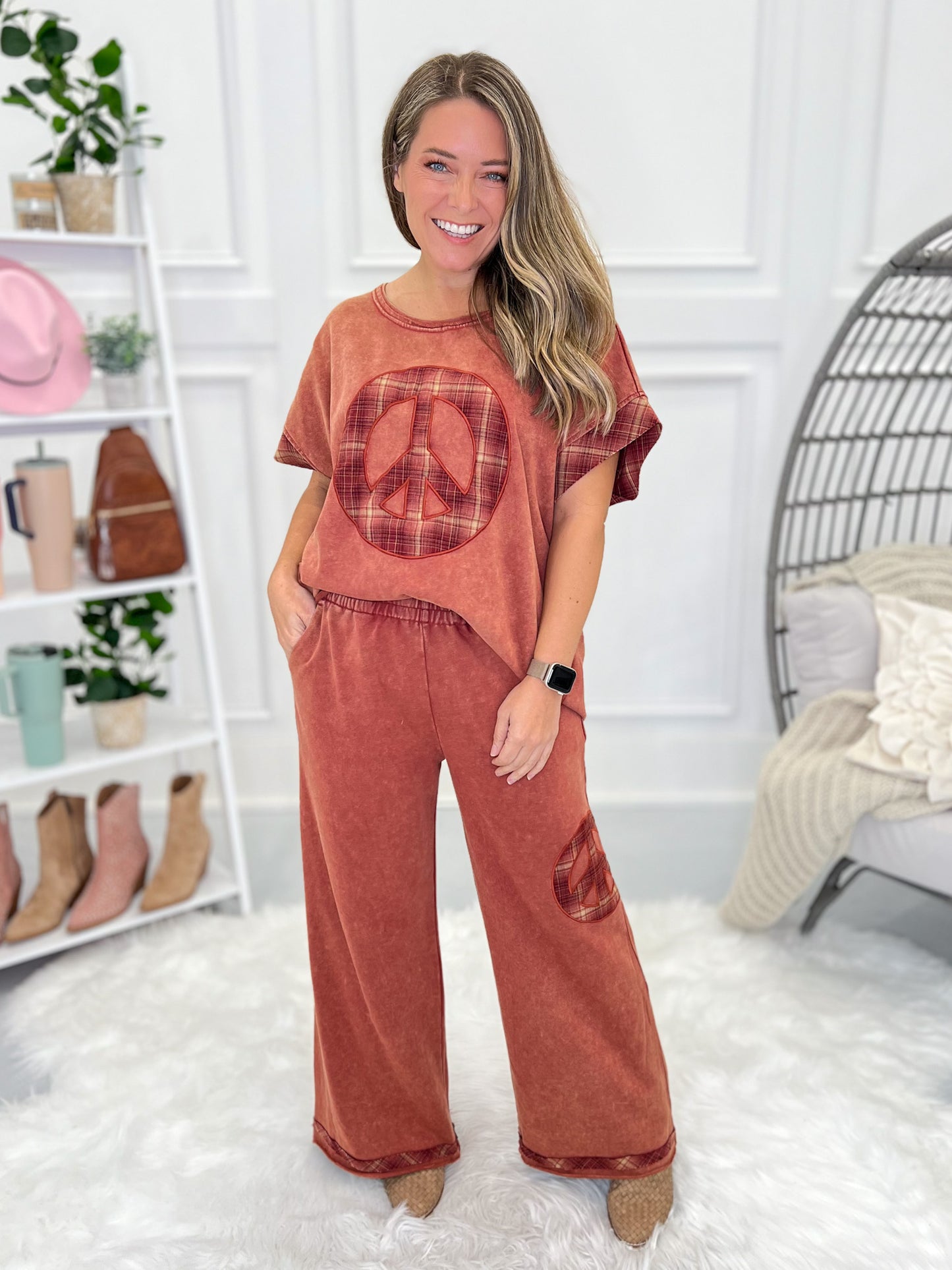 Peaceing Out Pants - Final Sale