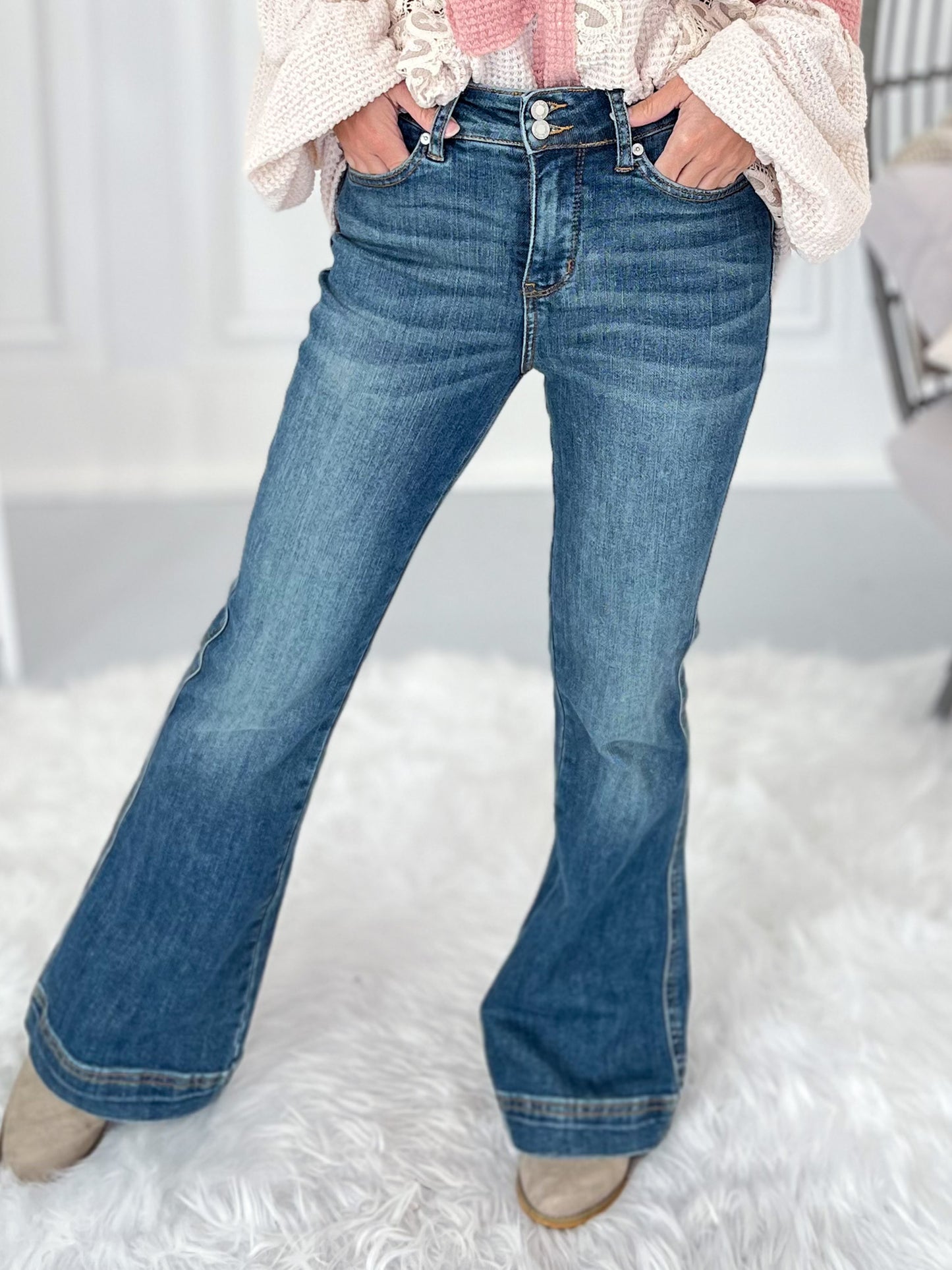 Fun Size Fit - Judy Blue Petite Tummy Control Flare Jean