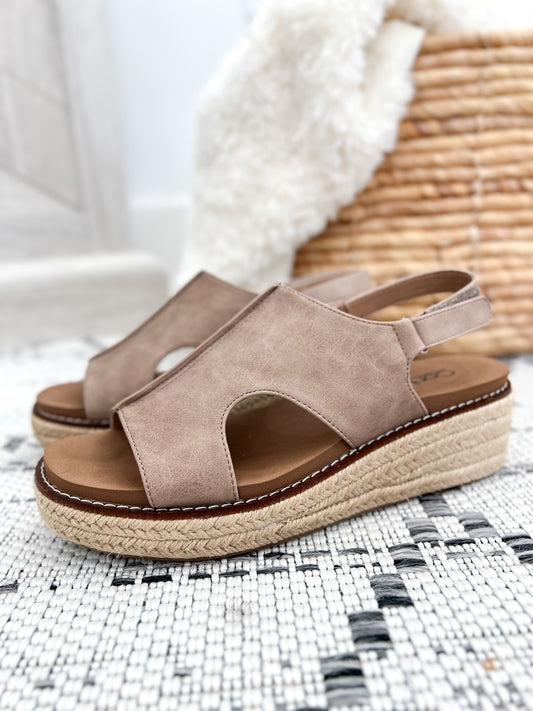 Corky's Ready Or Not Wedge - Taupe
