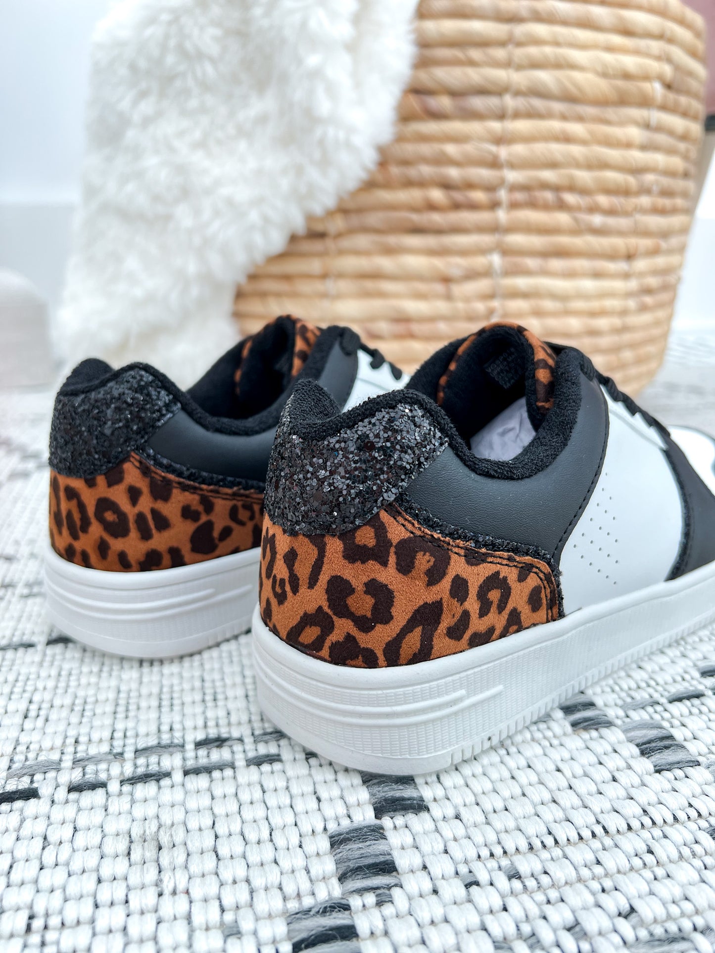 Very G BB Low Sneaker - Black