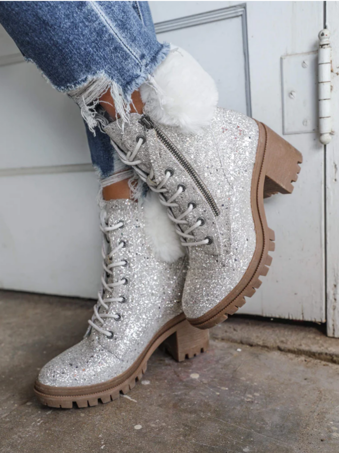 Very G Blink Boot