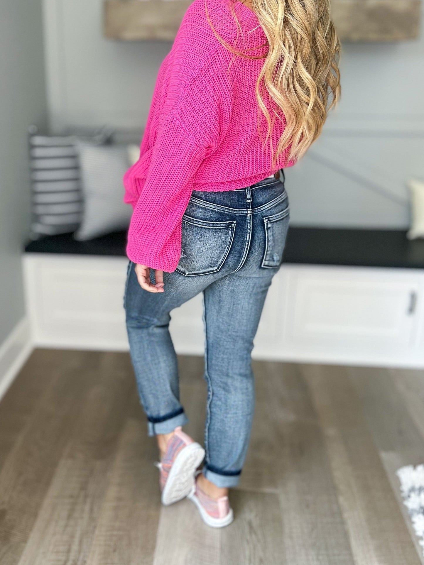 Chill Girl - Judy Blue Destroyed Boyfriend Jean