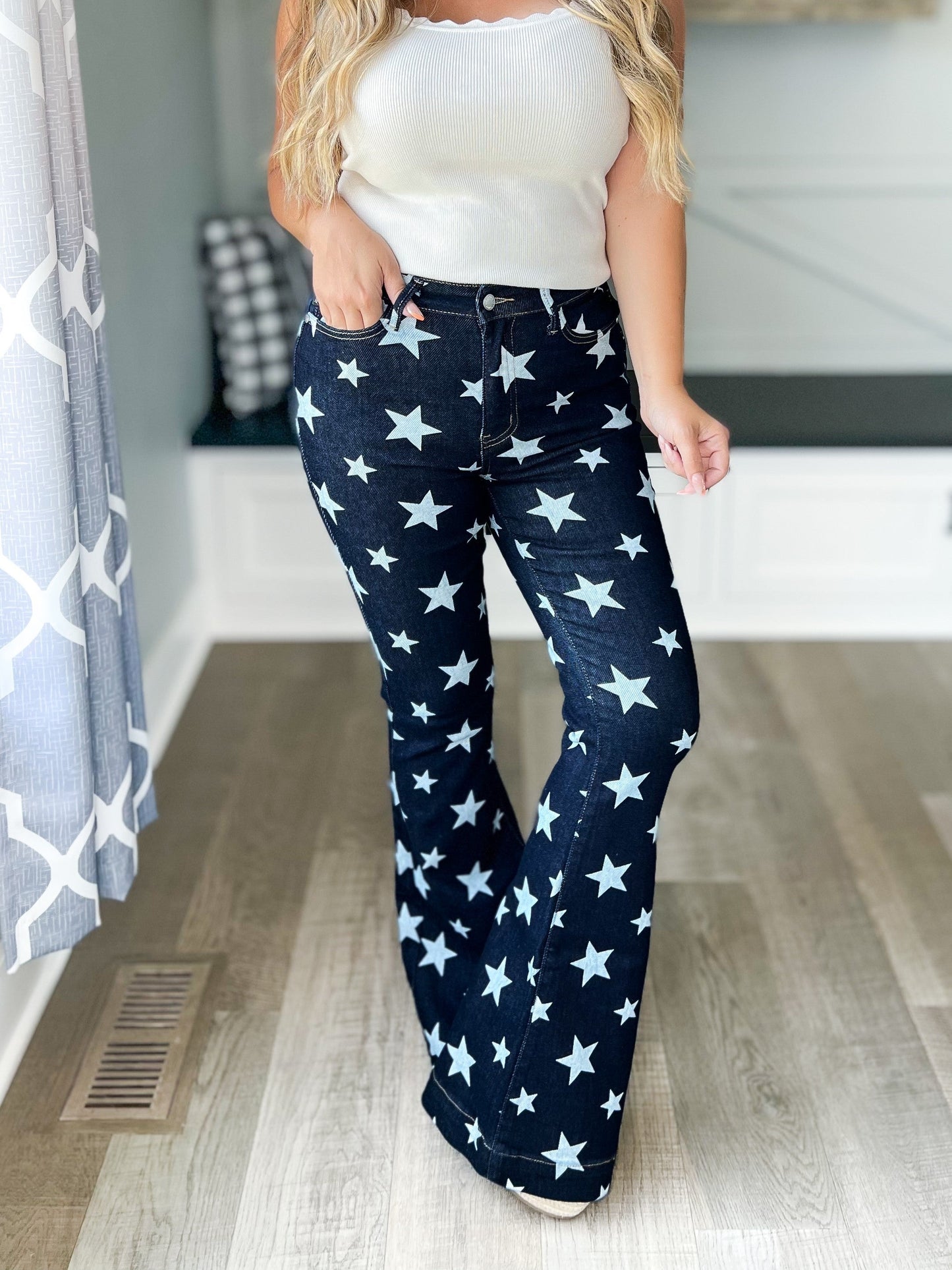 Judy Blue Star Print Rinse Wash Flare Jeans