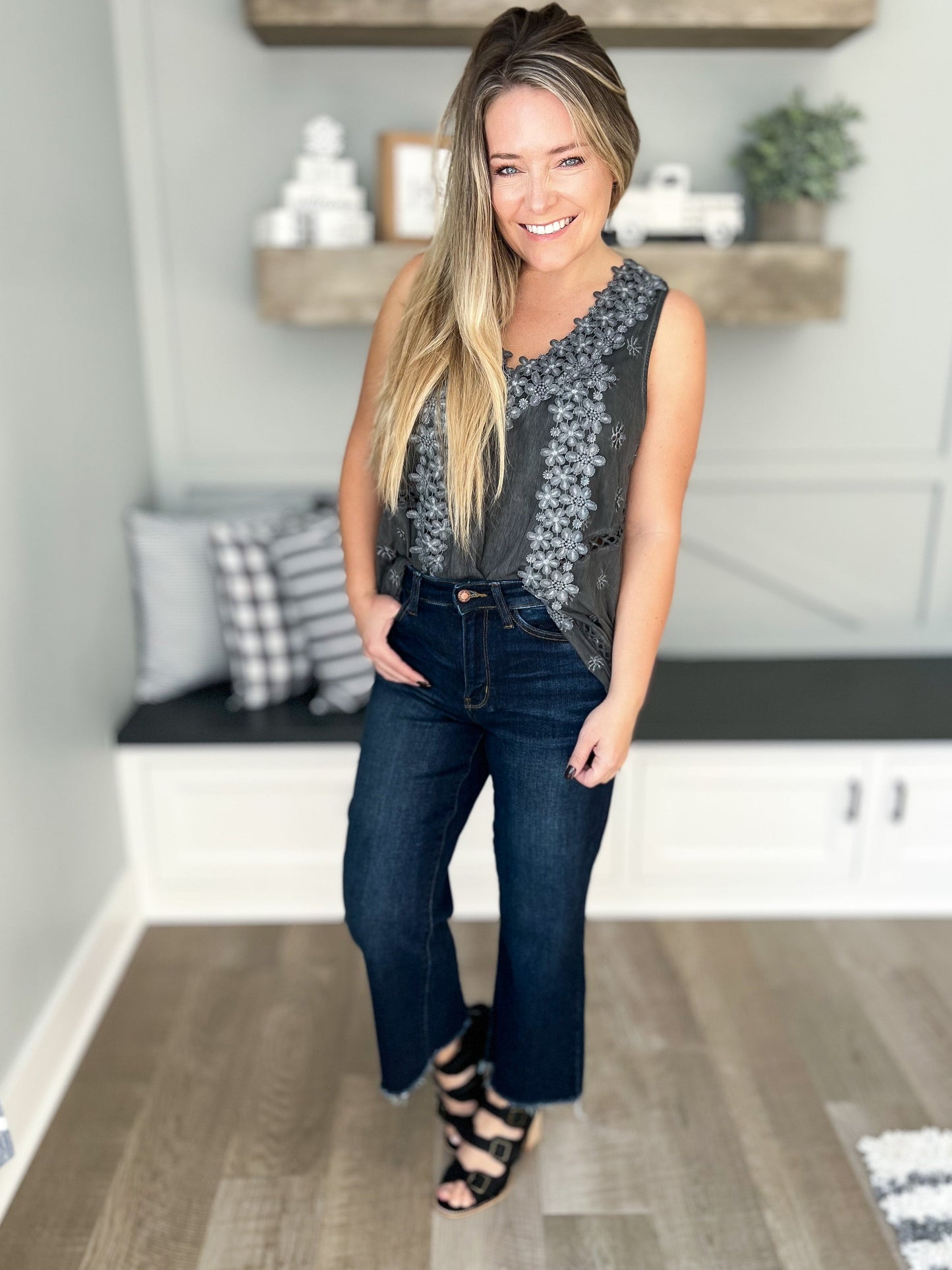 Coming In Hot - Judy Blue Cropped Wide Leg Jeans