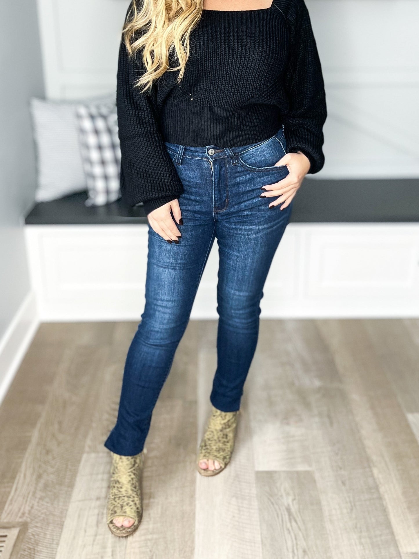 Ladies Night - Judy Blue Side Slit Skinny Jeans