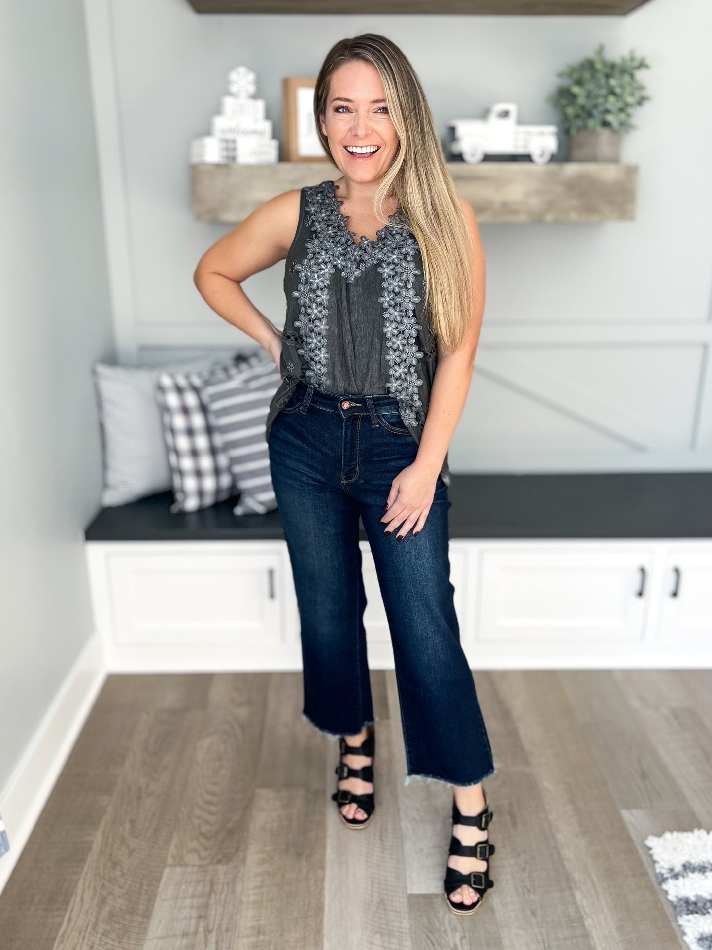 Coming In Hot - Judy Blue Cropped Wide Leg Jeans