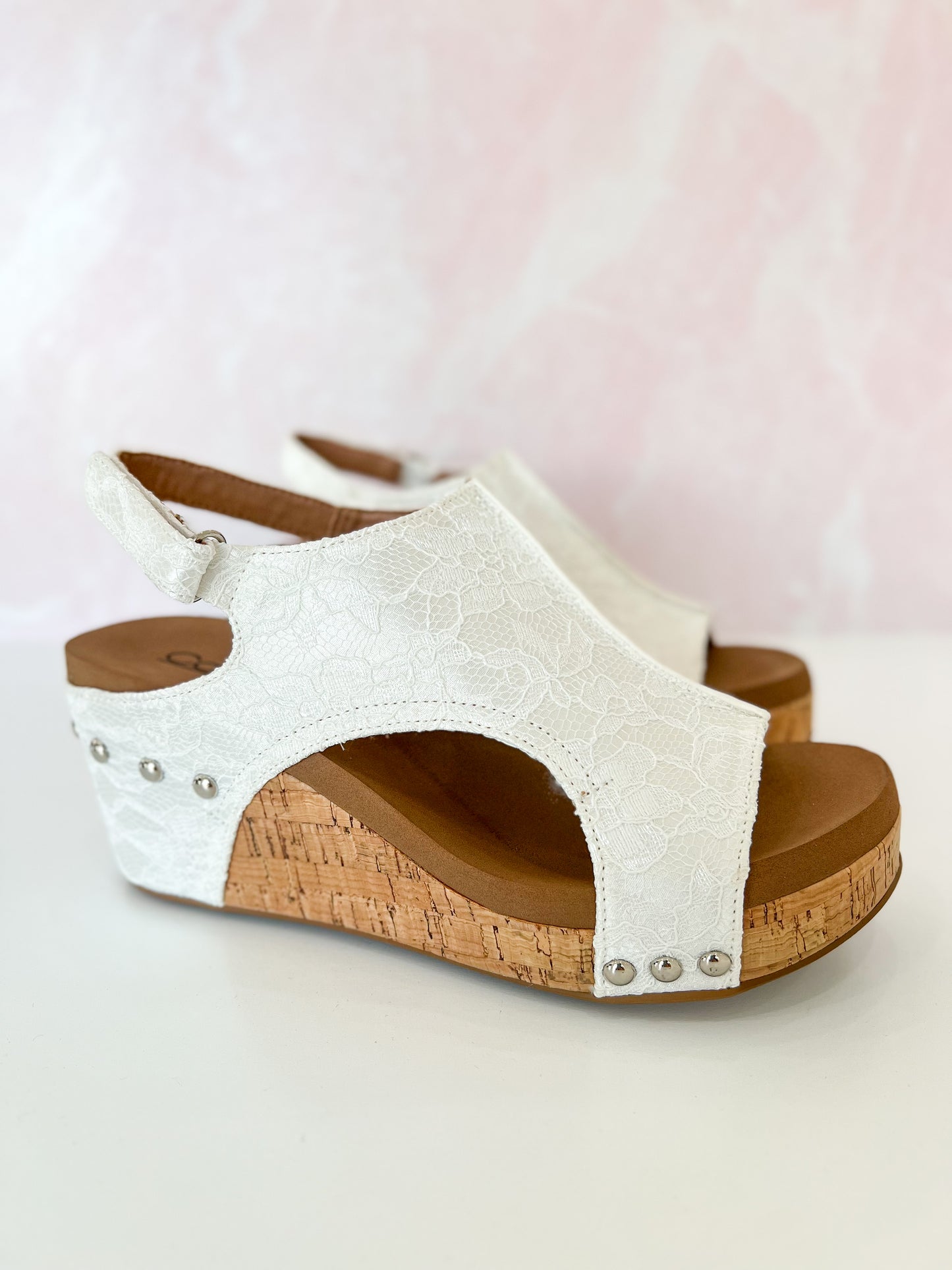 Corky's Carley Wedge - White Lace