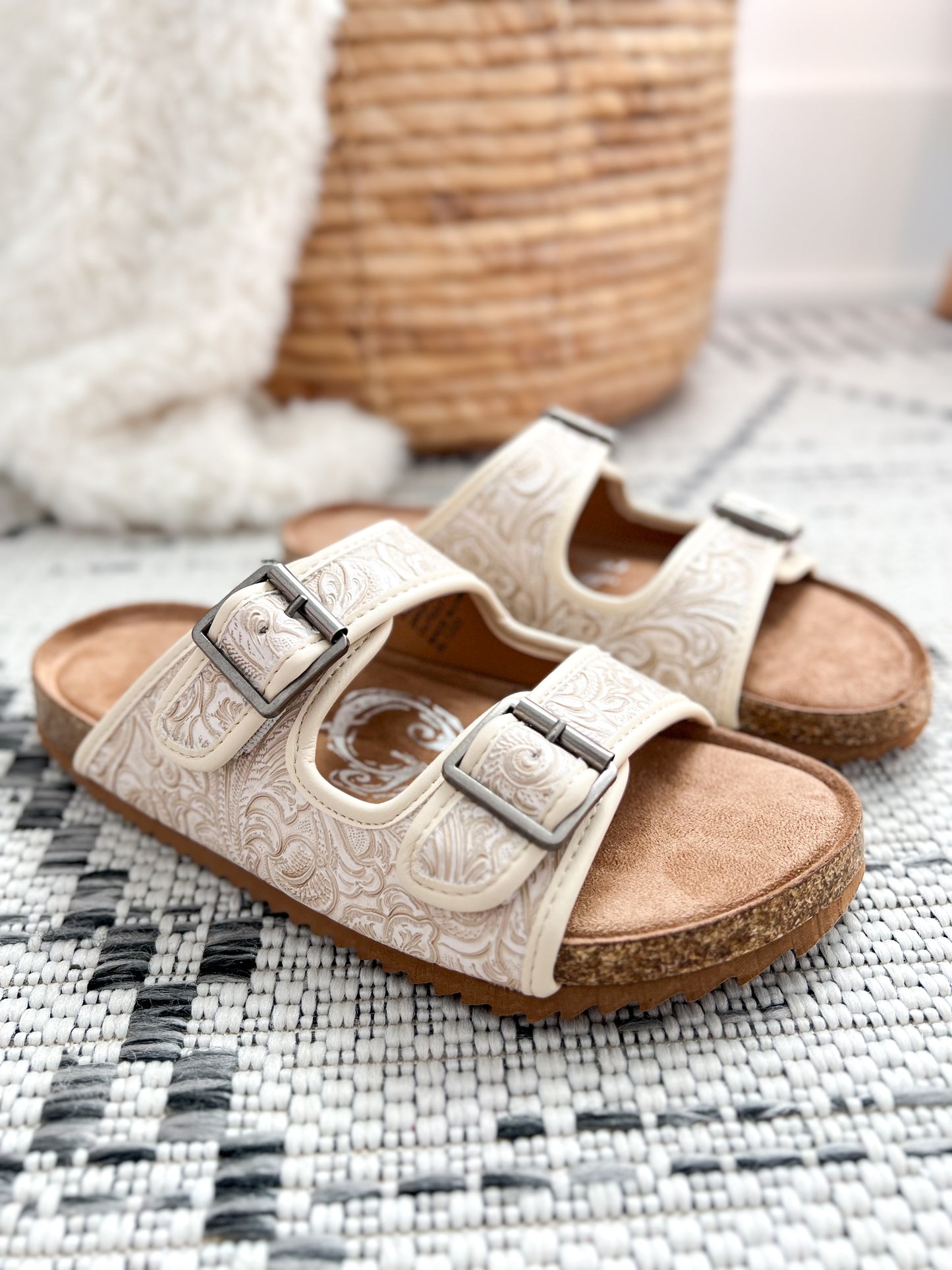 Very G Berry 5 Sandal - Cream