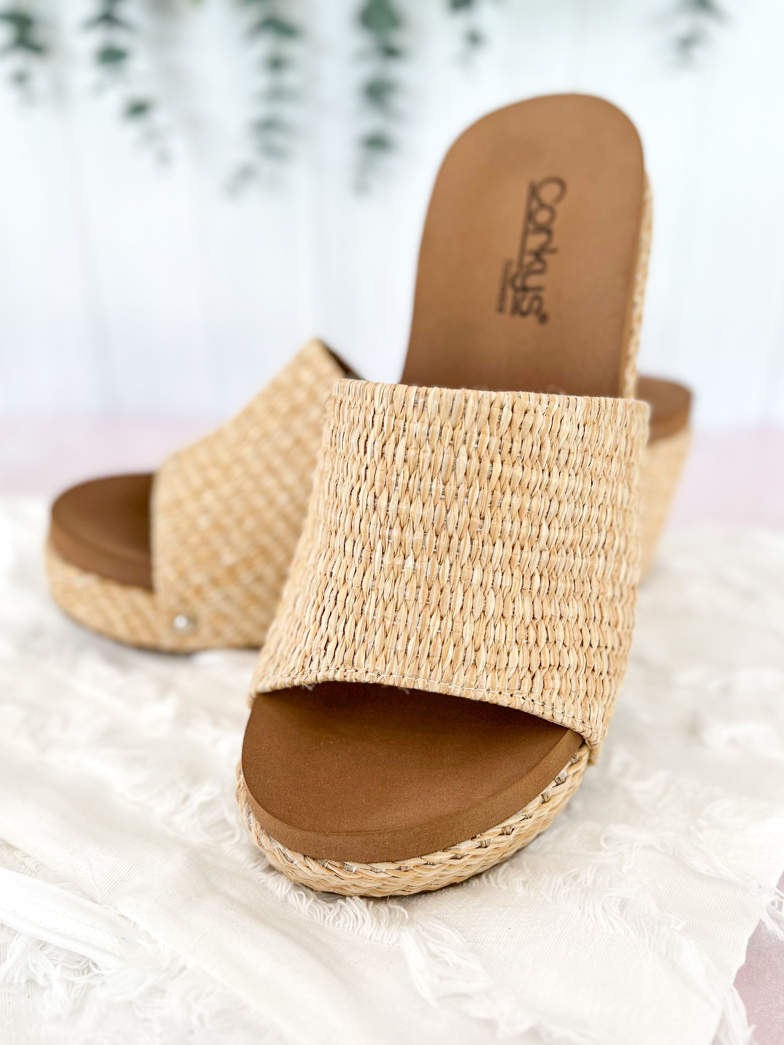 Corky's Come Aboard Sandal | Clear w/ Gold Studs