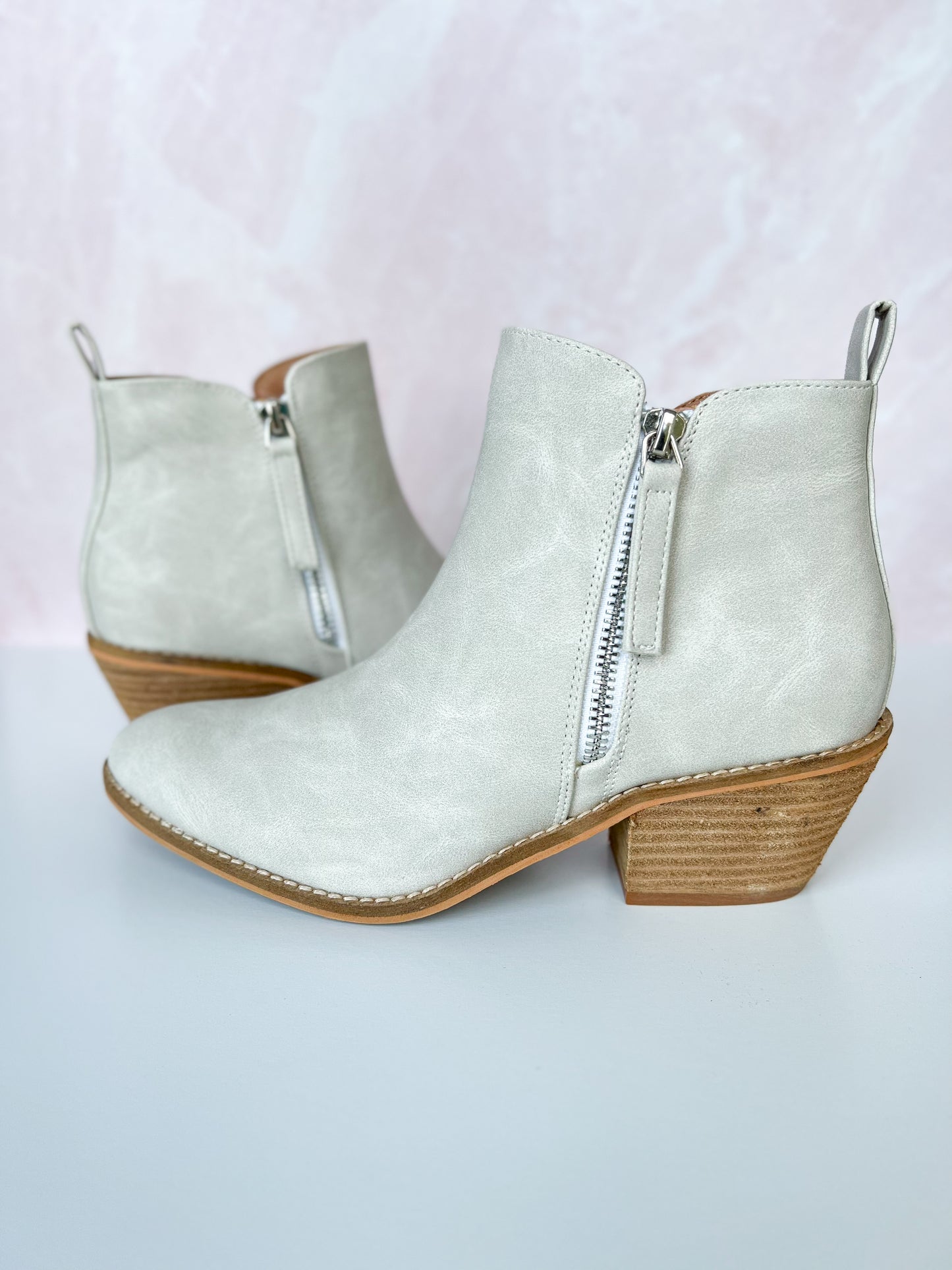 Corky's Spooktacular Wedge - Ivory  - Final Sale
