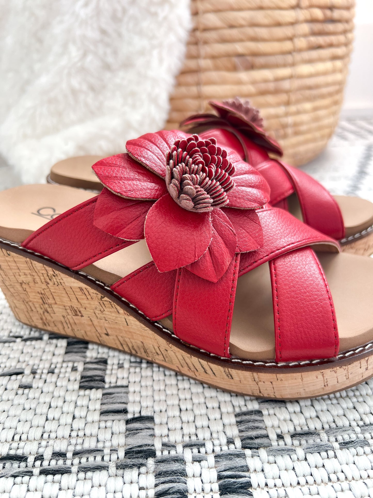 Corkys's Heartbreaker Wedge - Red