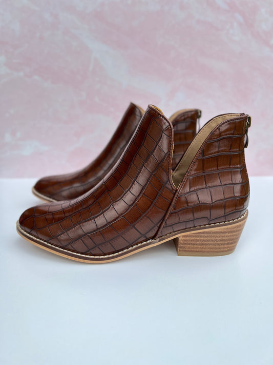 Corky's Vanish Wedge - Brown Croco