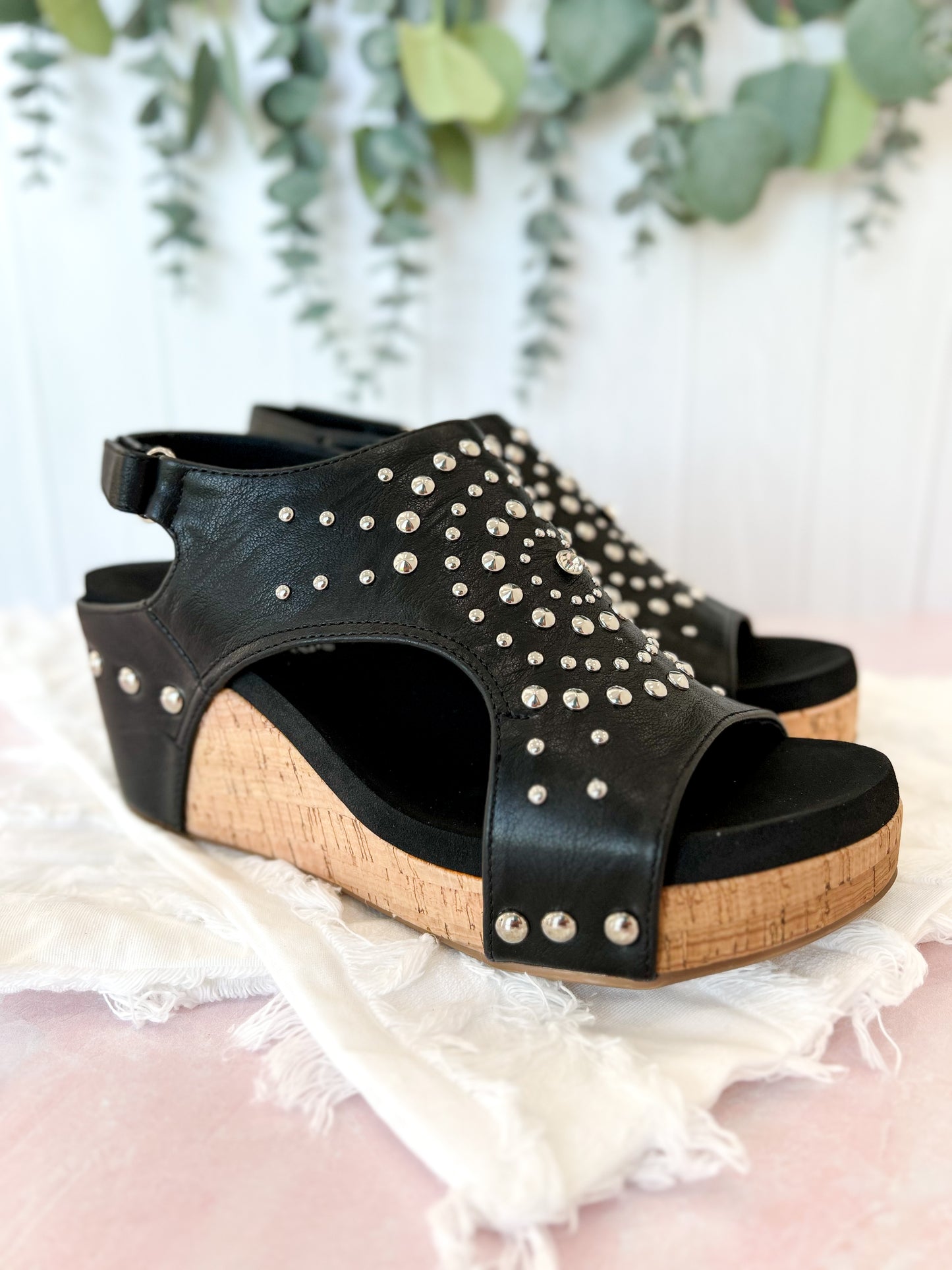 Corky's Docie Doe Wedge - Black - Final Sale