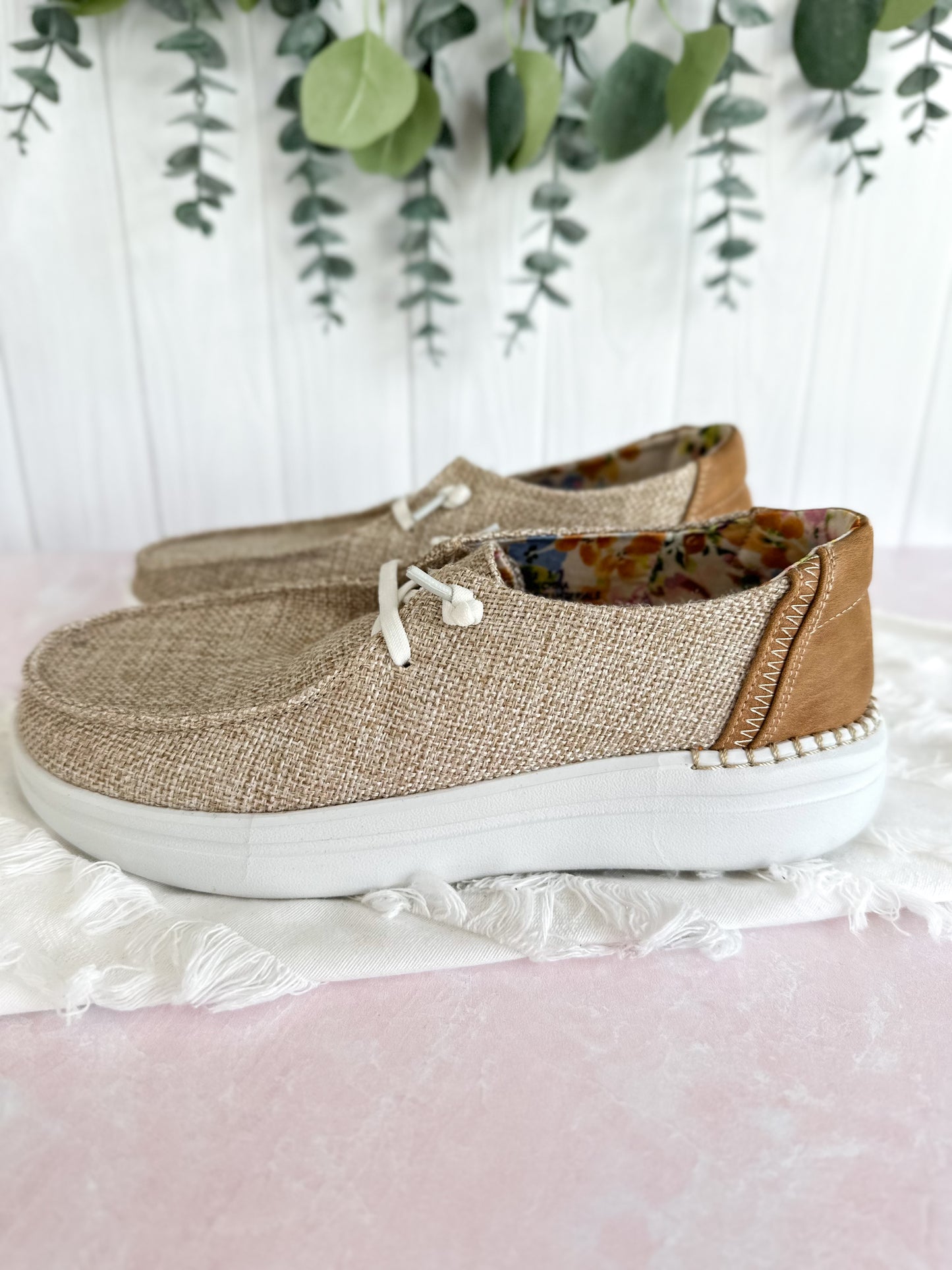 Corky's Kayak 2 Sneaker - Sand