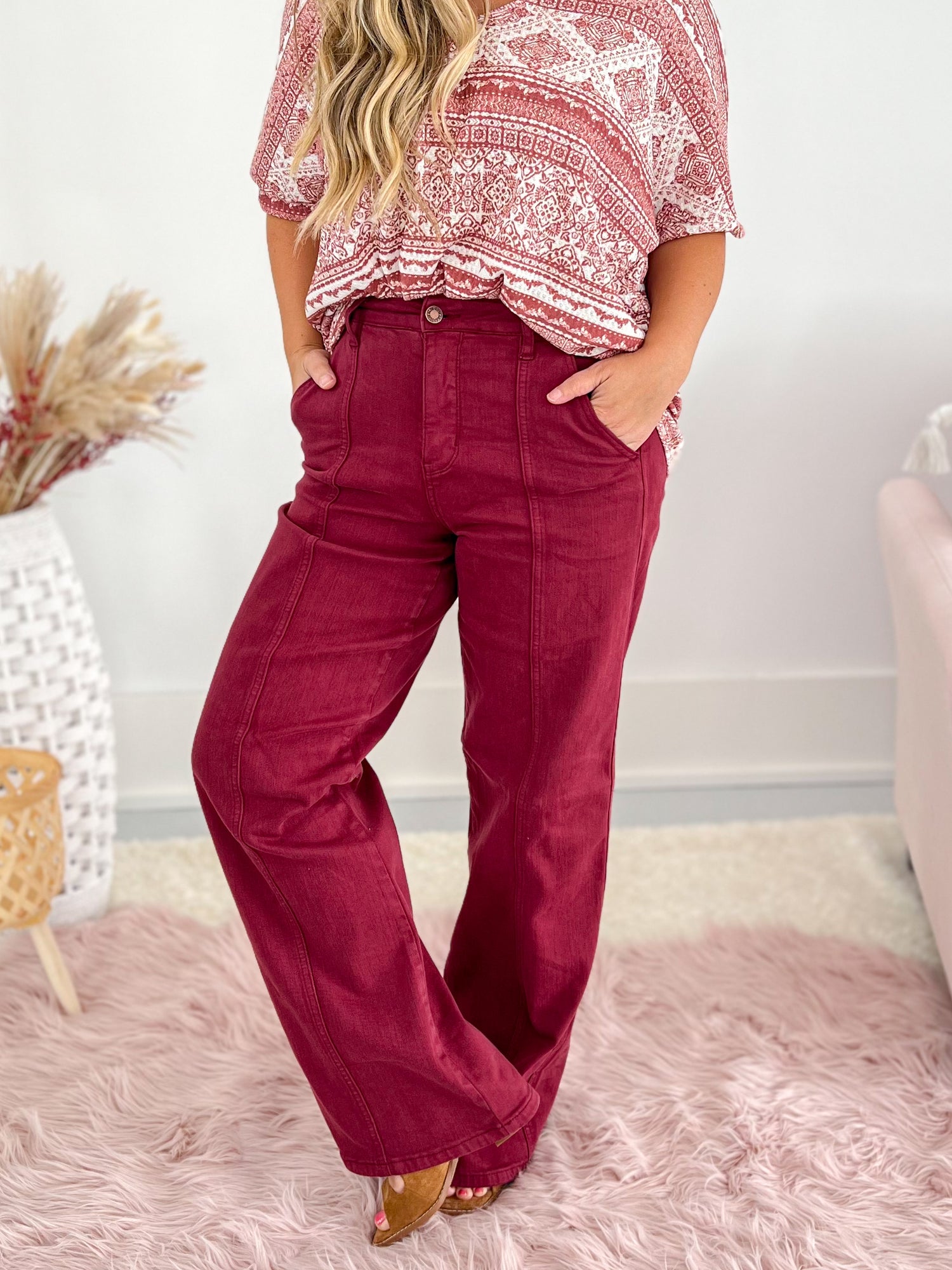 Judy Blue - Fine As Wine Tummy Control Wide Cropped Jeans (Reg/Plus)