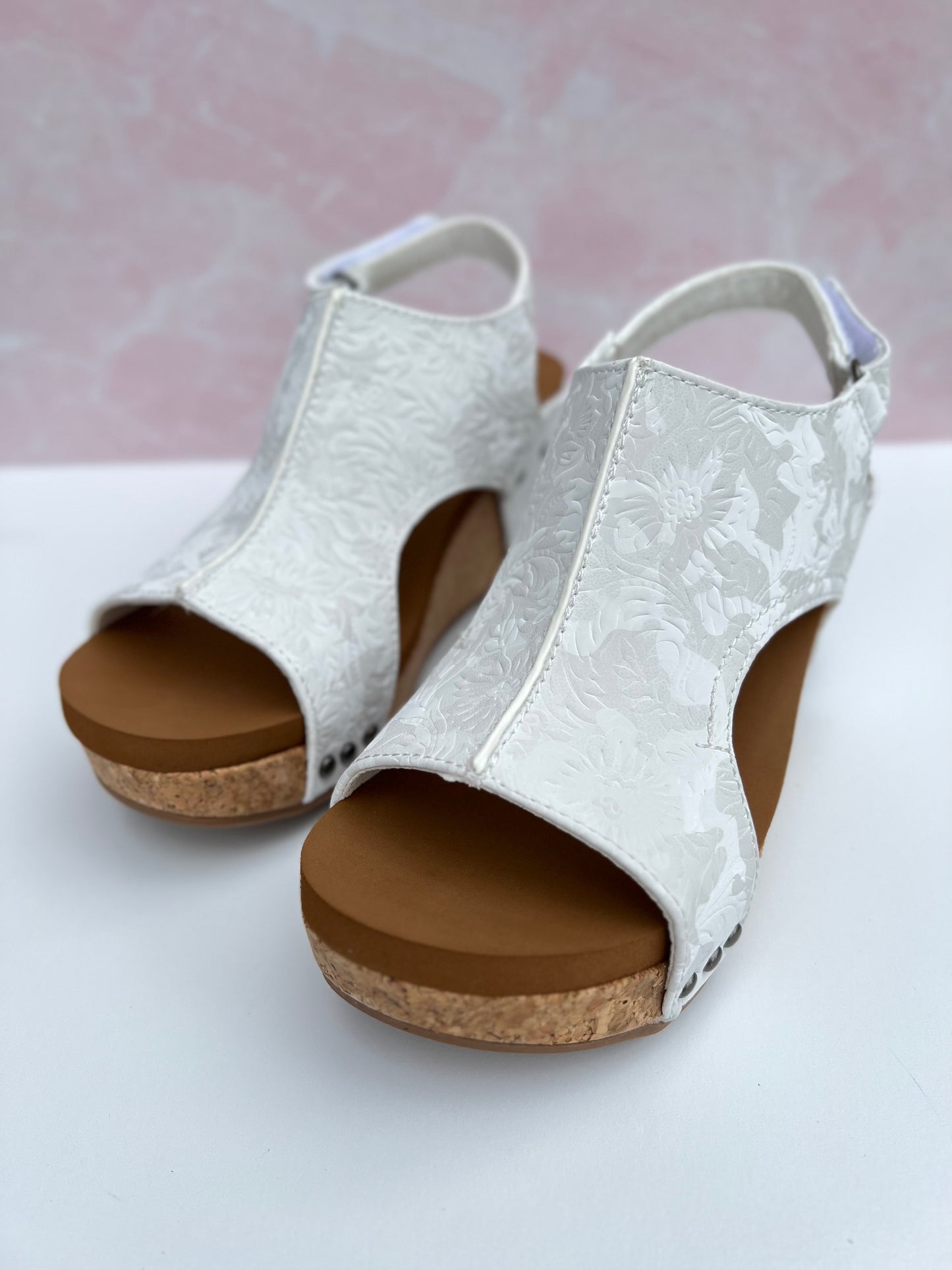 Very G Liberty Tooled Wedge - White - Final Sale