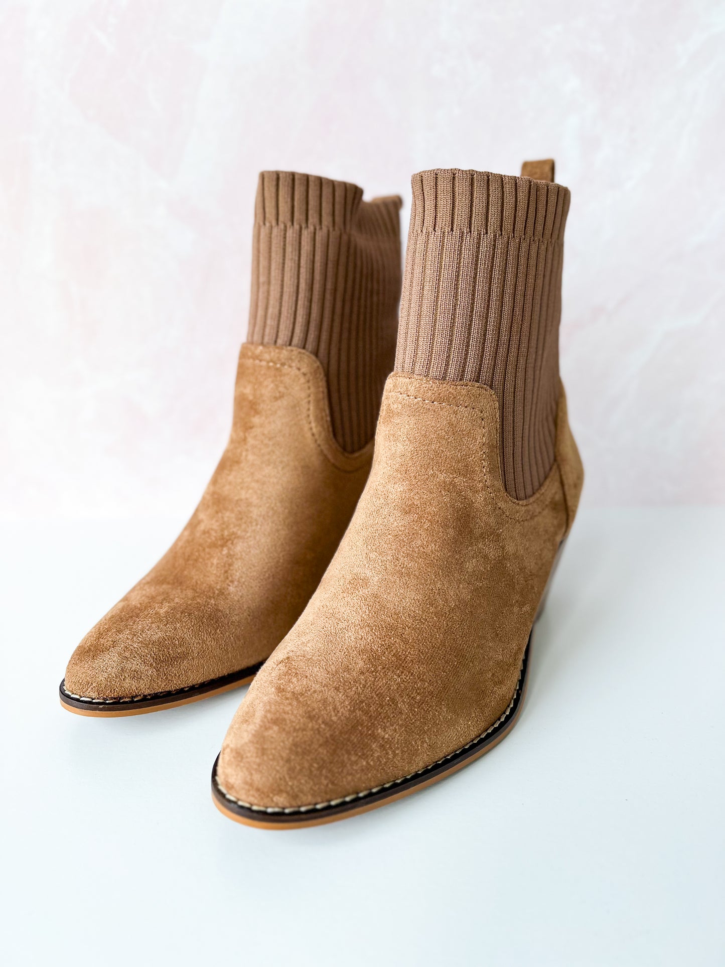 Corky's Crackling Boot - Camel Suede