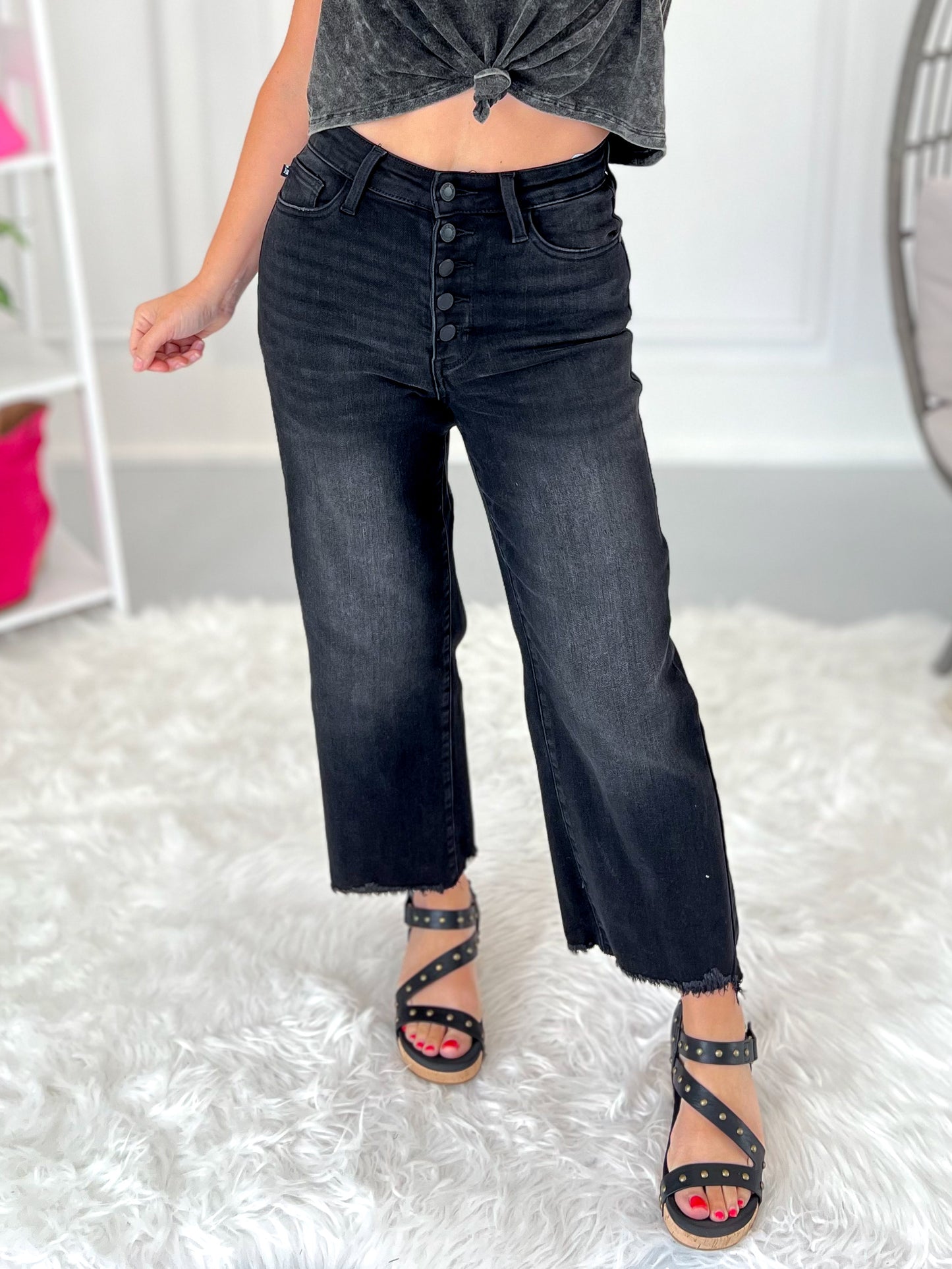 Ready To Rock - Judy Blue Button Fly Cropped Wide jeans