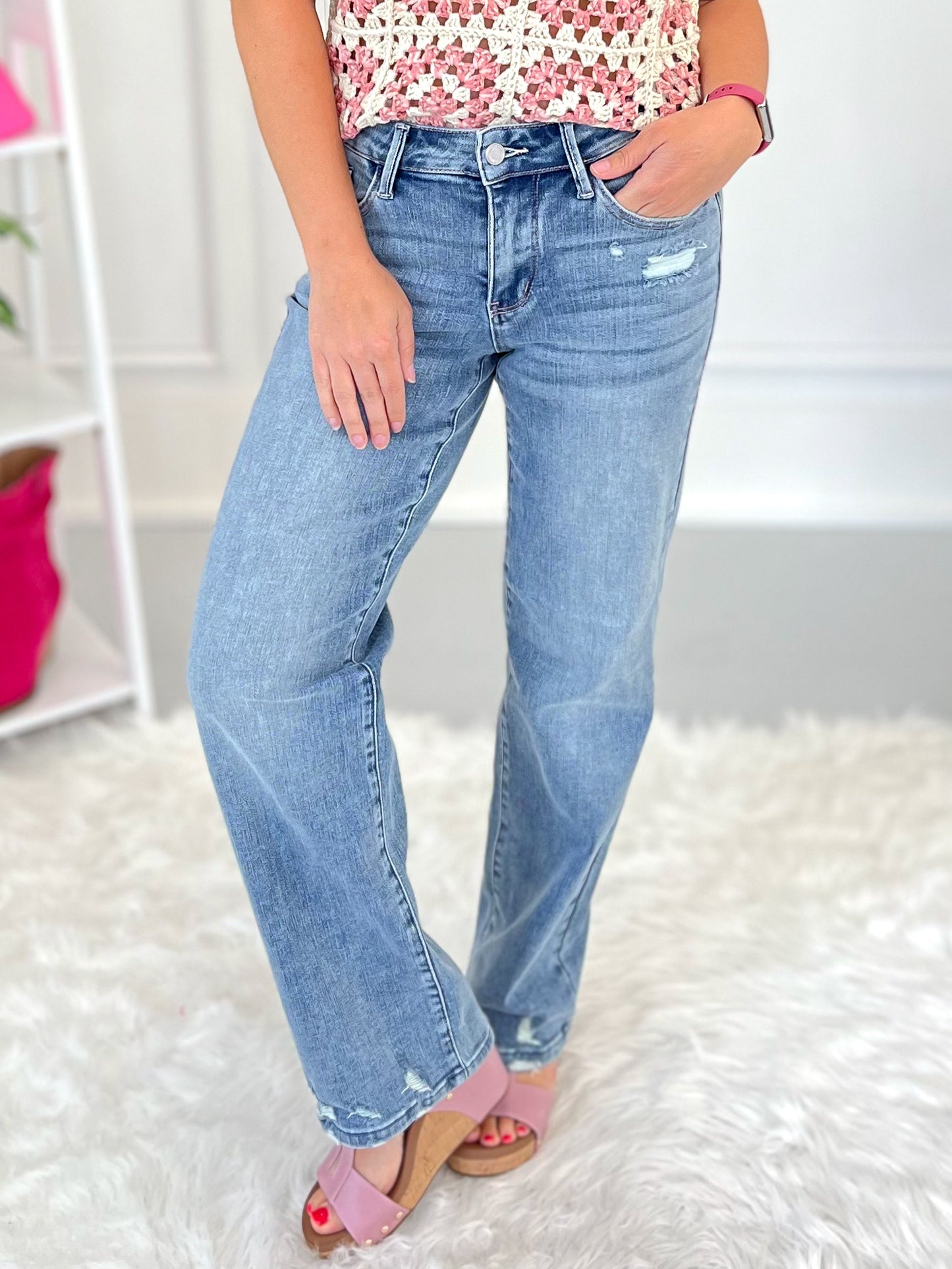 On Edge - Judy Blue Straight Jeans with Rose Gold Stitching