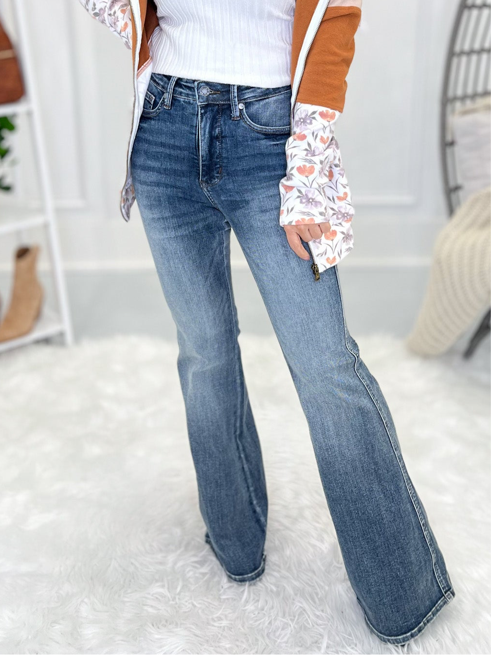 Judy Blue - Tummy Control Contrast Wash Flare Jeans- Final Sale