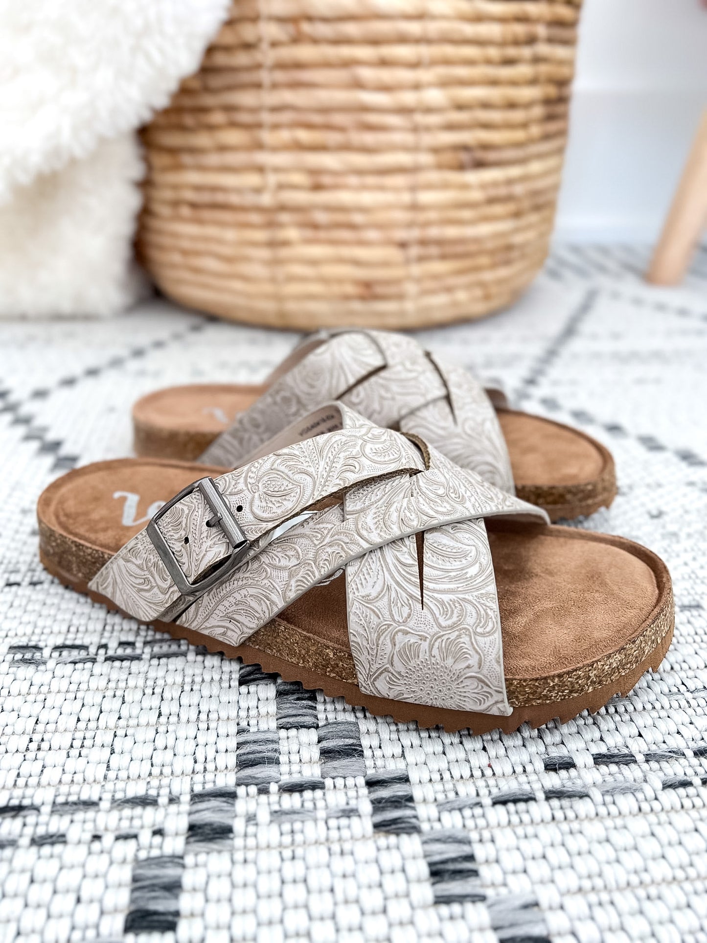 Very G Jada Sandal - Light Grey