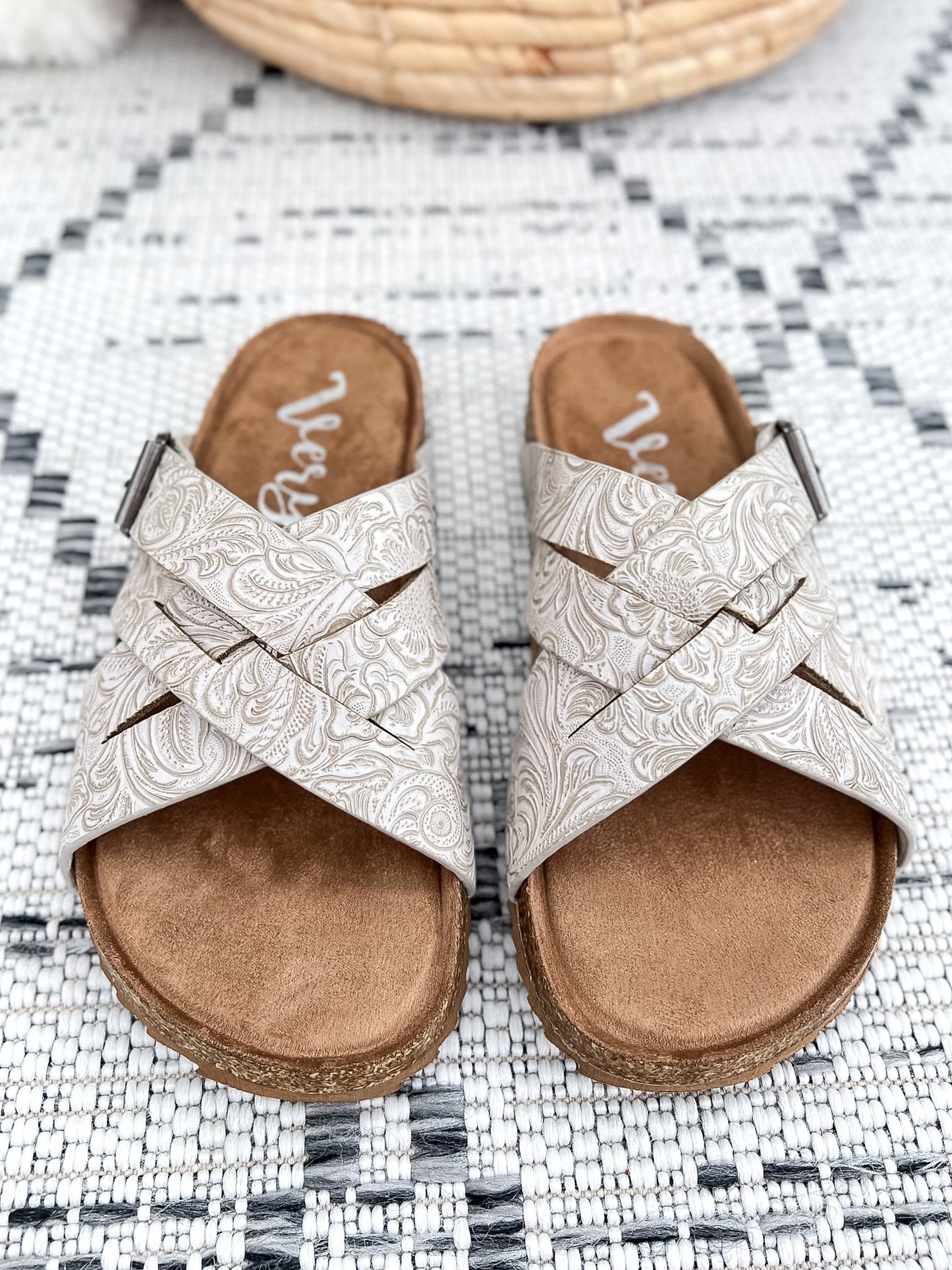 Very G Jada Sandal - Light Grey