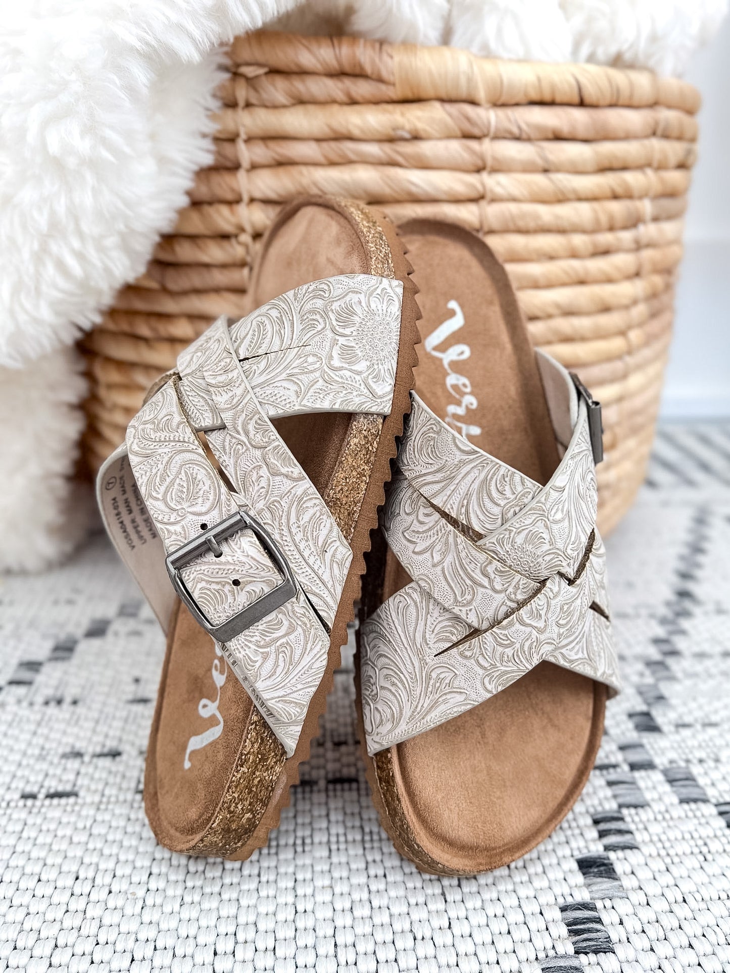 Very G Jada Sandal - Light Grey