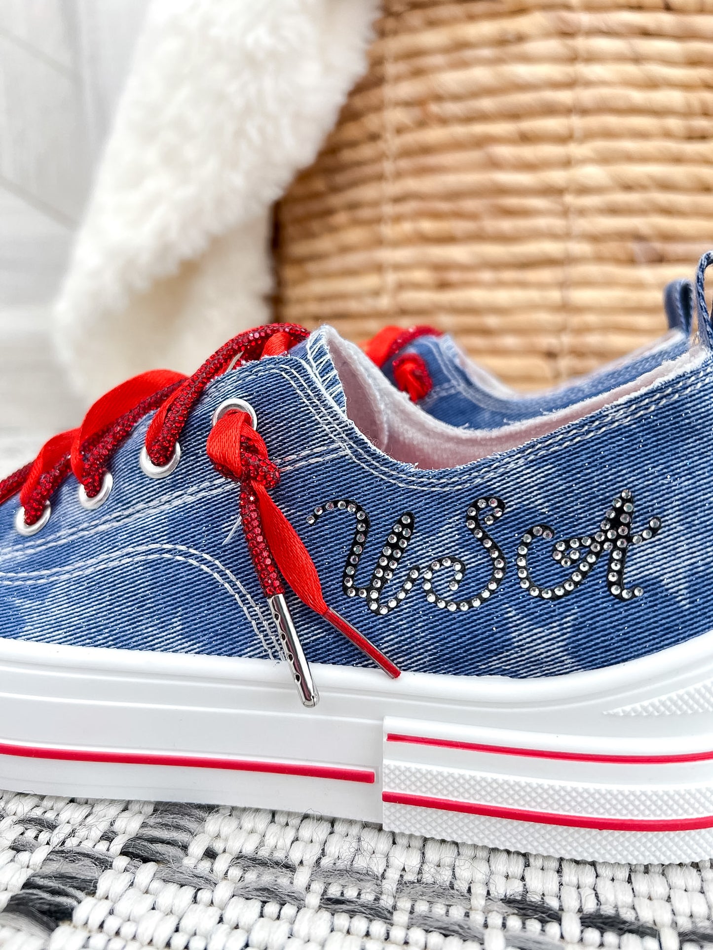 Very G Aman Sneaker - USA