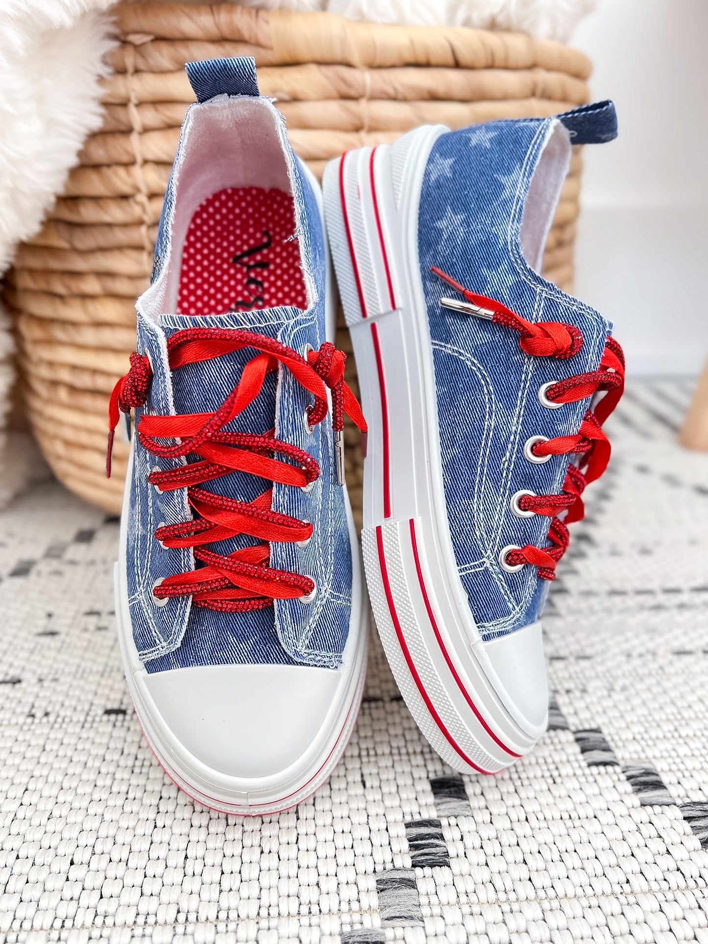 Very G Aman Sneaker - USA