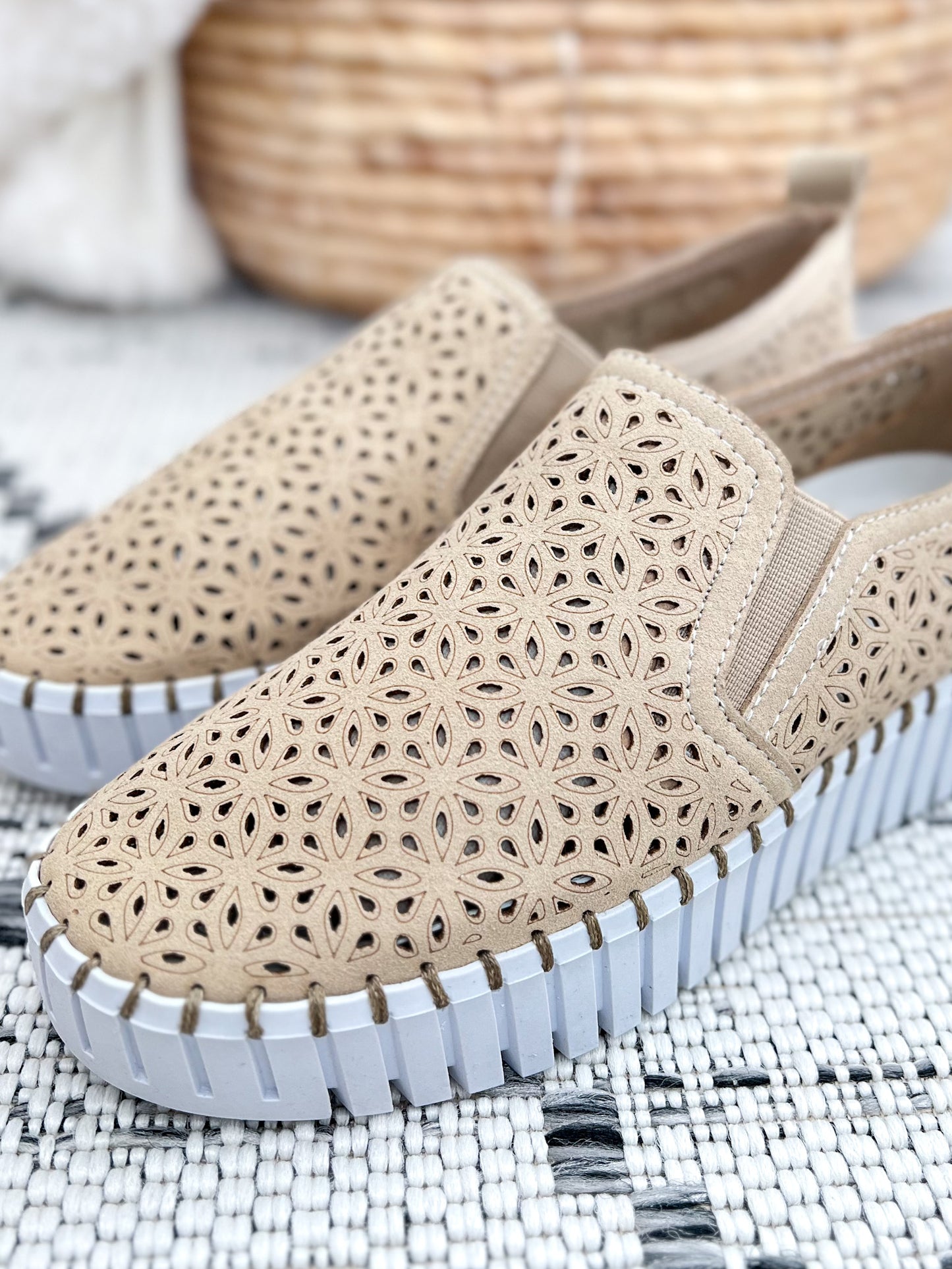 Very G Nicole Platform Shoe - Nude